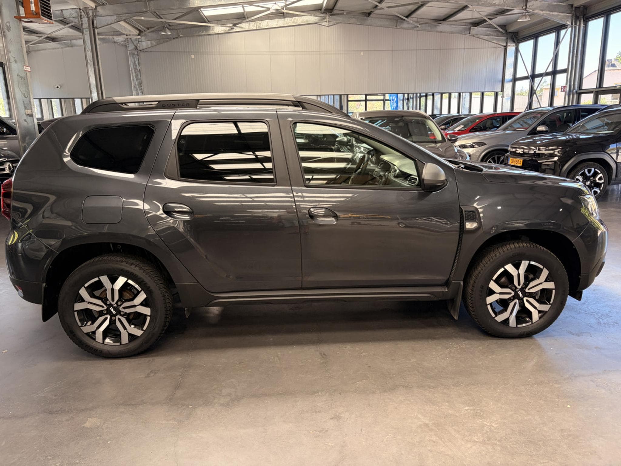 Dacia Duster 1.5 dCi 115HP  4x4 (2023) - Photo 2