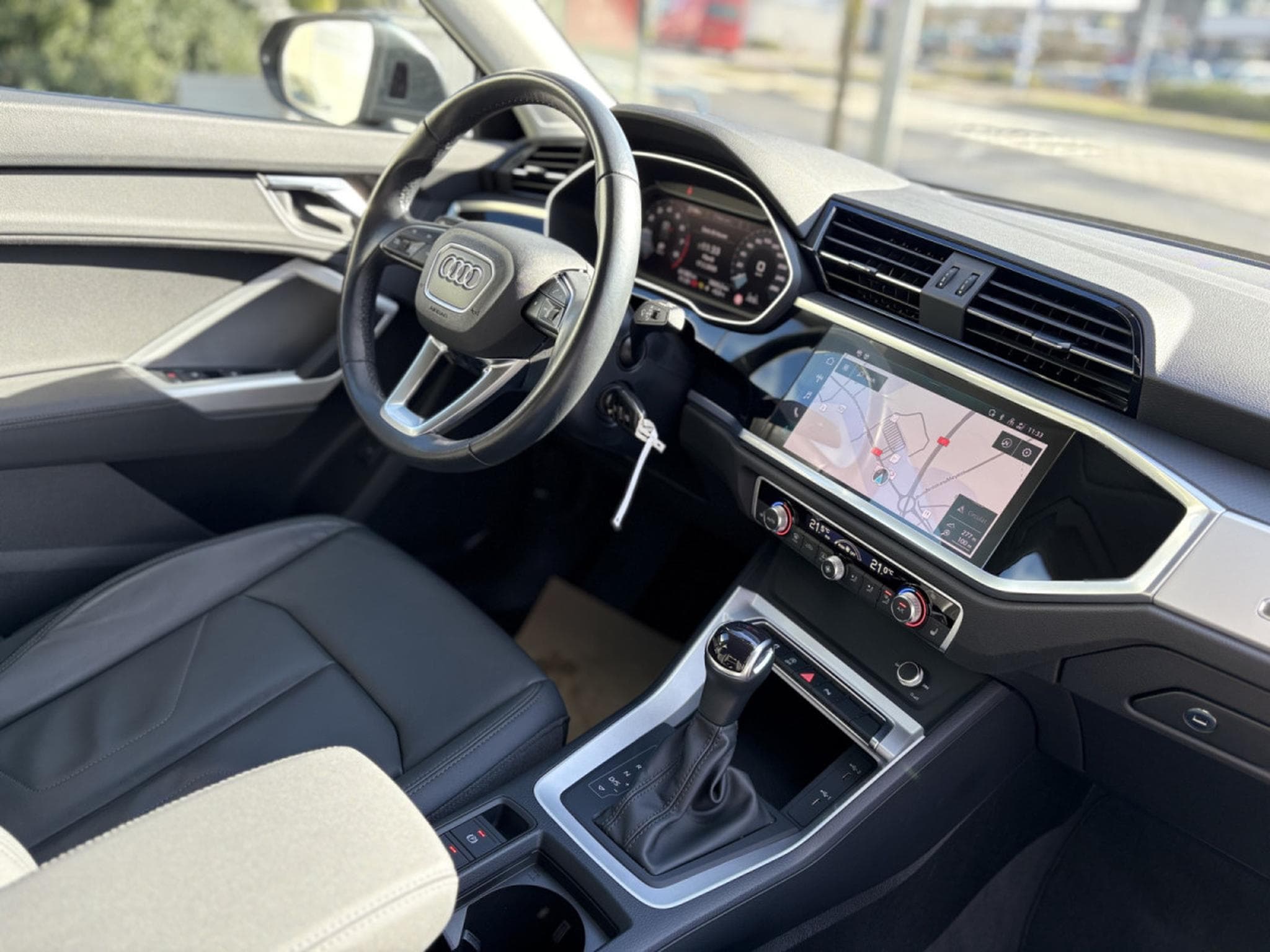 Audi Q3 SPORTBACK 1.5 TFSI 150 S-LINE S-TRONIC * GARANTIE 36 MOIS * (2021) - Photo 7