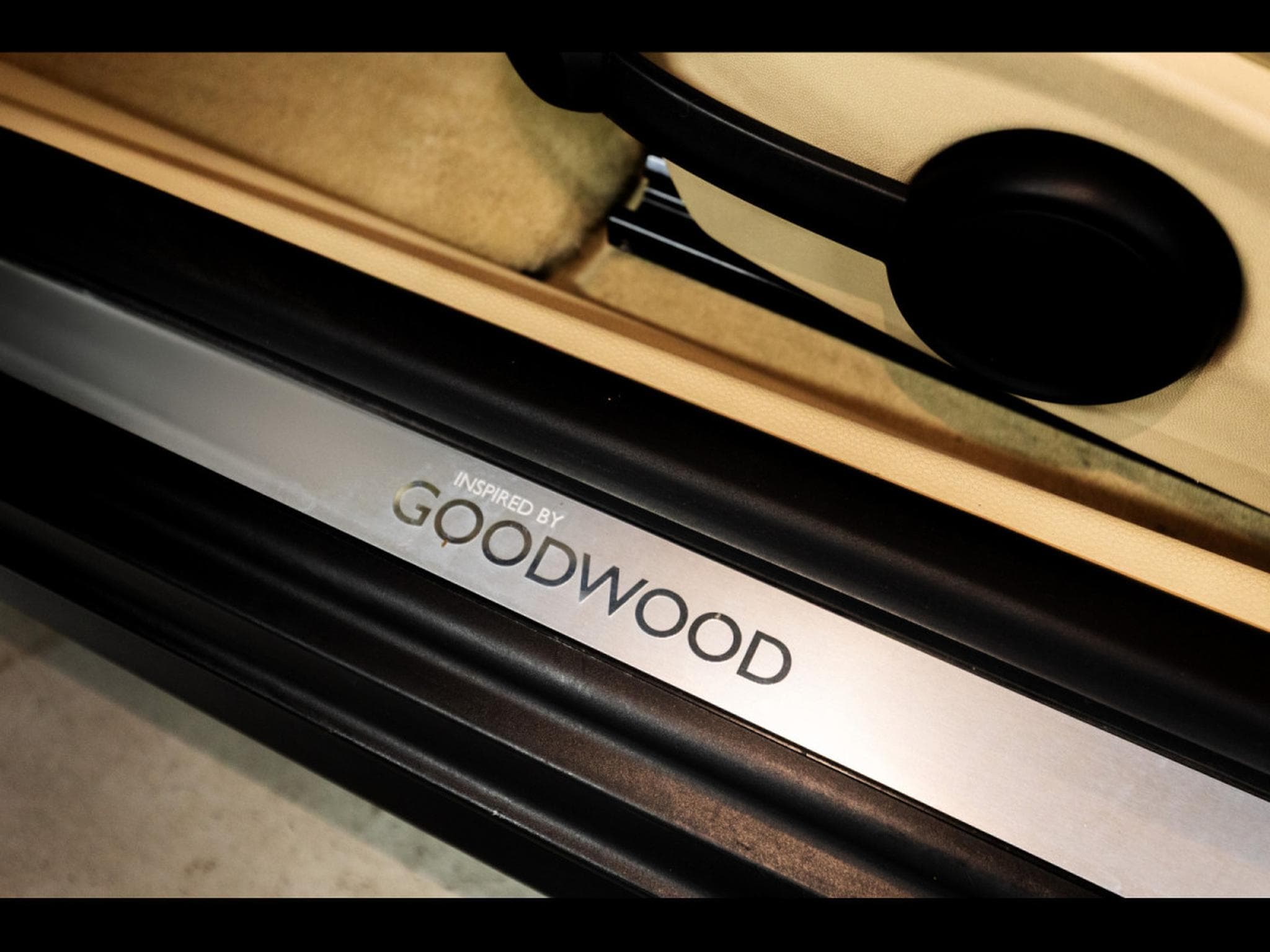 Mini Cooper S (R56) 3 PORTES AUTO GOODWOOD EDITION - 1 OF 1000 - BLACK D (2012) - Foto 15