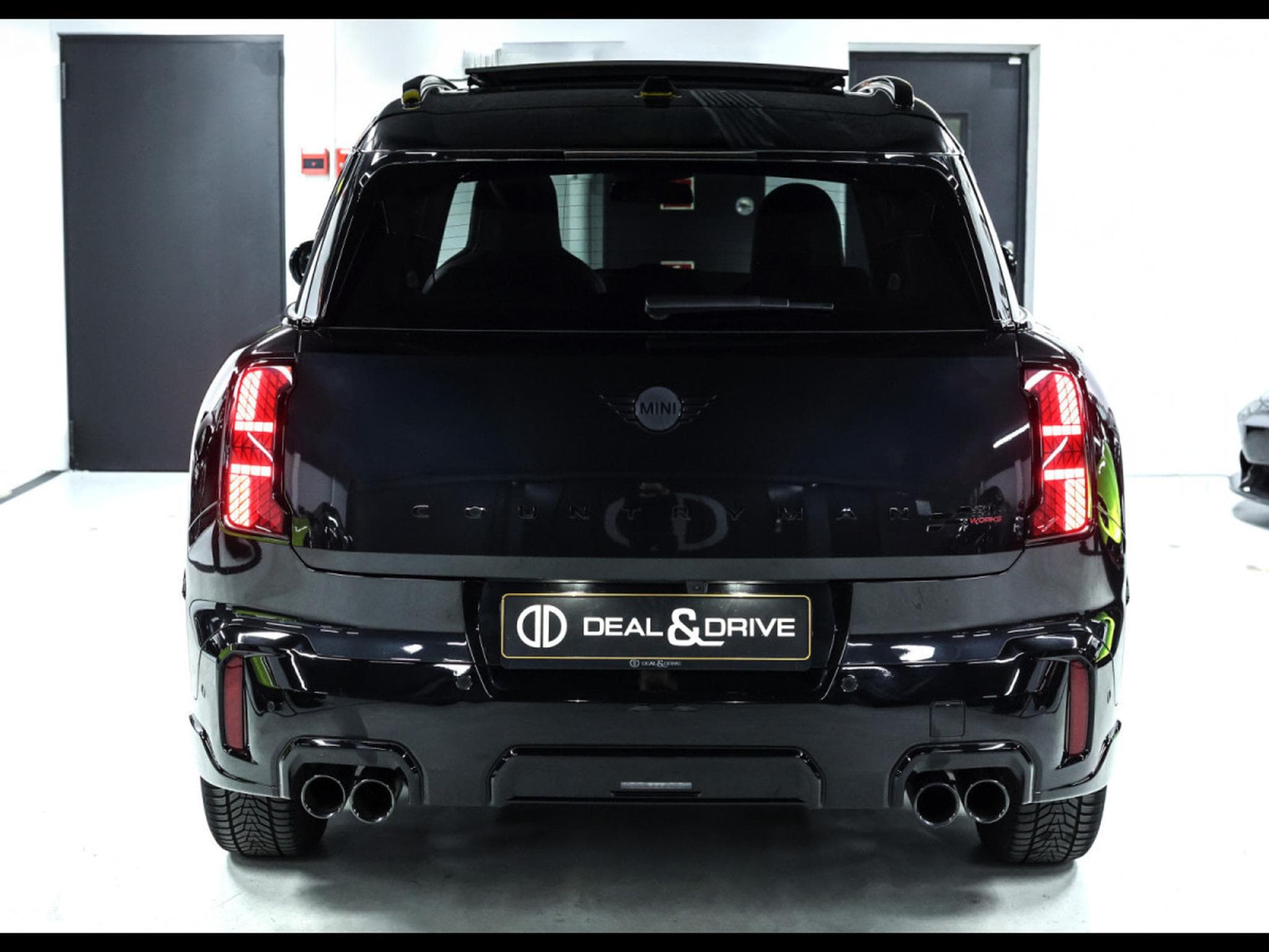 Mini Countryman John Cooper Works ALL4 (300 CH) - PACK XL (2024) - Photo 4