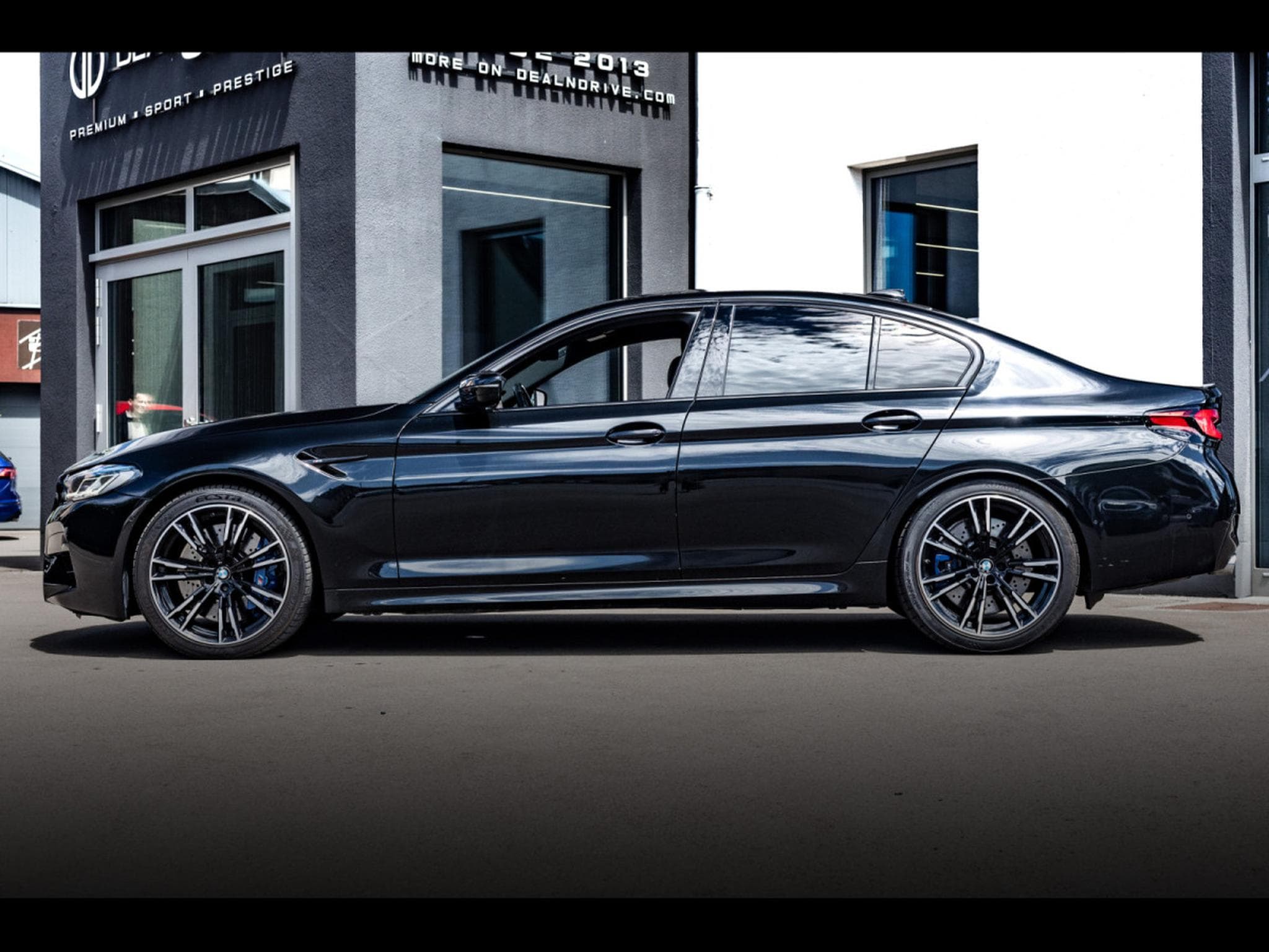 BMW M5 LIMOUSINE (F90) M XDRIVE - BLACK SAPPHIRE - BMW WARRANTY 10/ (2022) - Foto 2