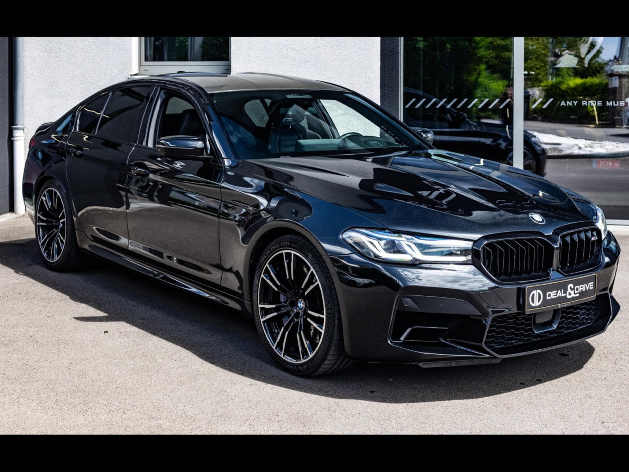 BMW M5 LIMOUSINE (F90) M XDRIVE - BLACK SAPPHIRE - BMW WARRANTY 10/ (2022) - Foto 6