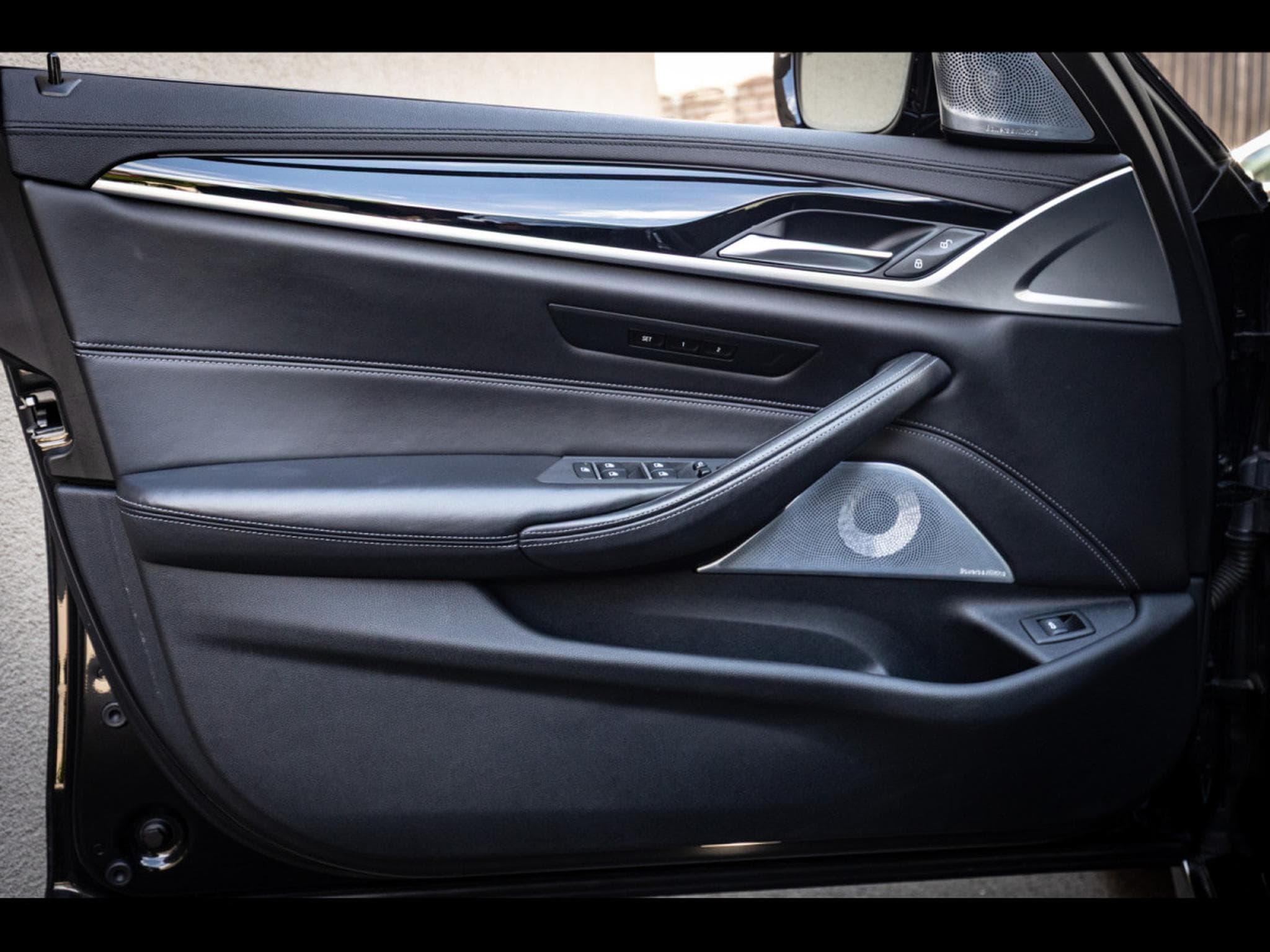 BMW M5 LIMOUSINE (F90) M XDRIVE - BLACK SAPPHIRE - BMW WARRANTY 10/ (2022) - Foto 9