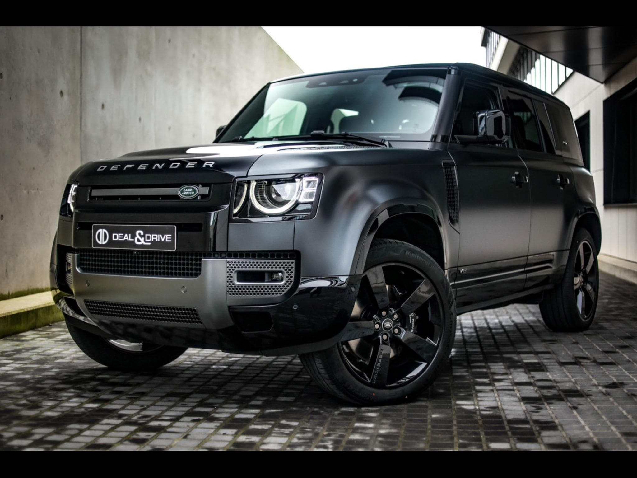 Land-Rover Defender 110 P525 5.0 V8 AWD CARPATHIAN EDITION - CARPATHIAN GREY (2022) - Foto 1
