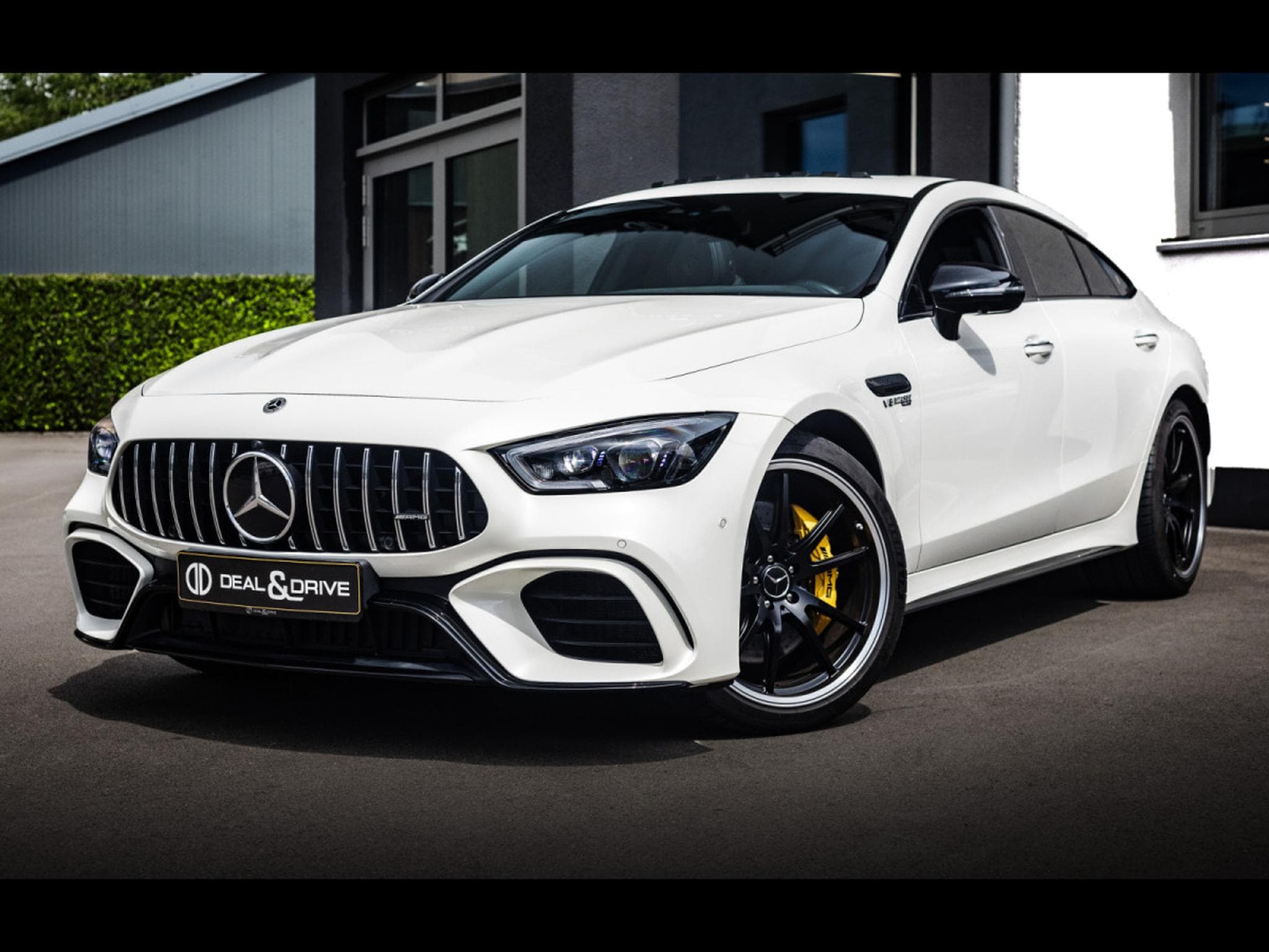 Mercedes AMG GT 4-Door 4.0 V8 63 S 4MATIC+ (639 CH) - DIAMOND WHITE METALLIC DESIGN (2019) - Foto 1