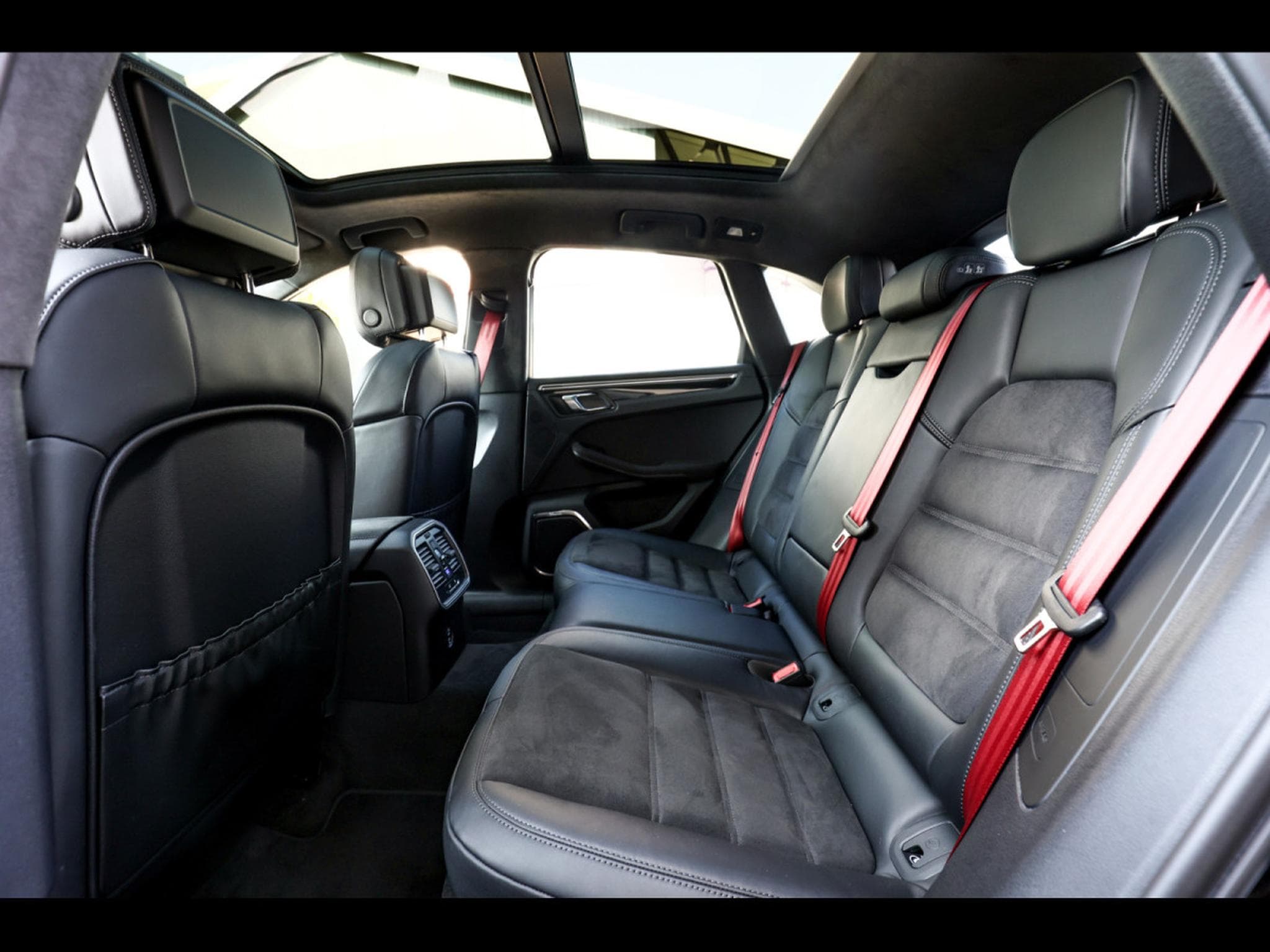 Porsche Macan III GTS PDK - BLACK (2023) - Foto 15