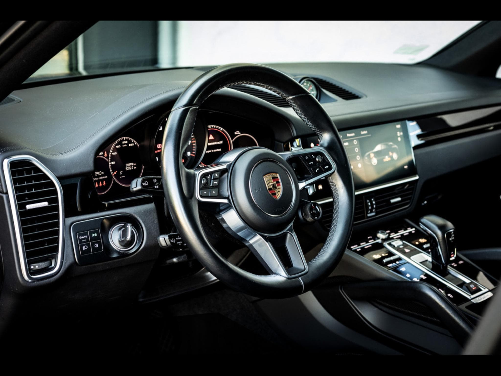Porsche Cayenne COUPE 3.0 TIPTRONIC - QUARZITGRAU METALLIC (2022) - Photo 10
