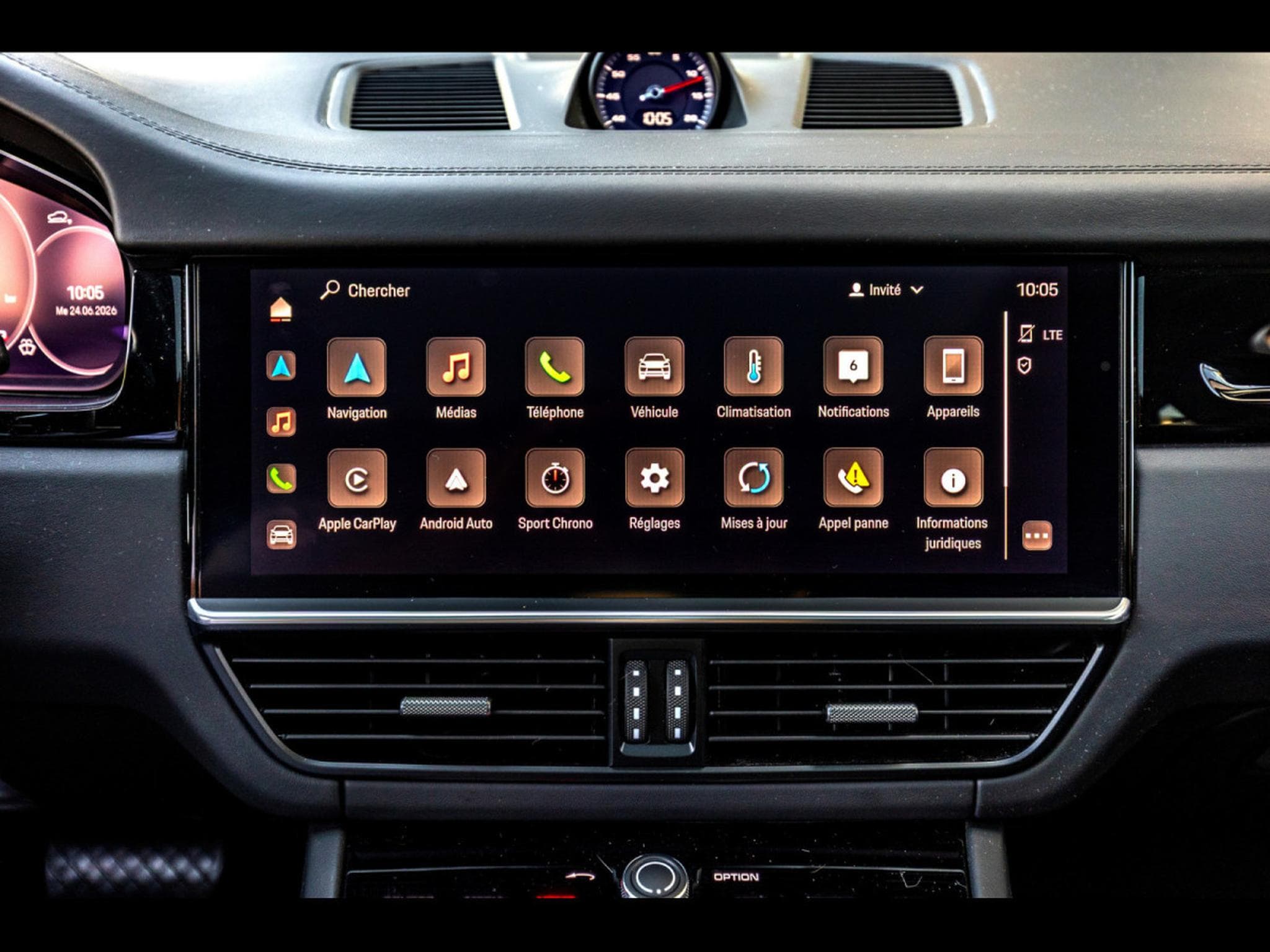 Porsche Cayenne COUPE 3.0 TIPTRONIC - QUARZITGRAU METALLIC (2022) - Photo 21