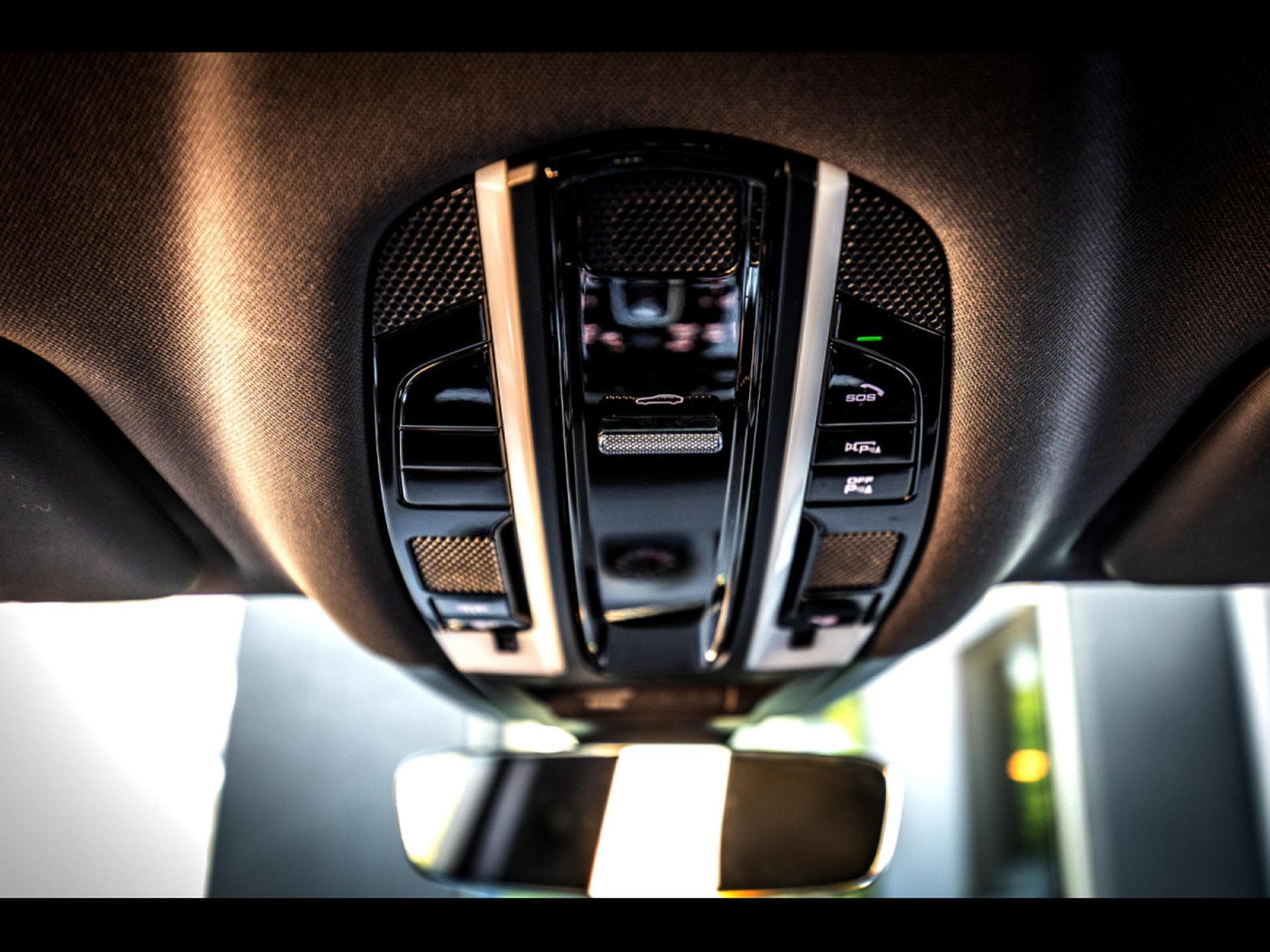 Porsche Cayenne COUPE 3.0 TIPTRONIC - QUARZITGRAU METALLIC (2022) - Photo 22