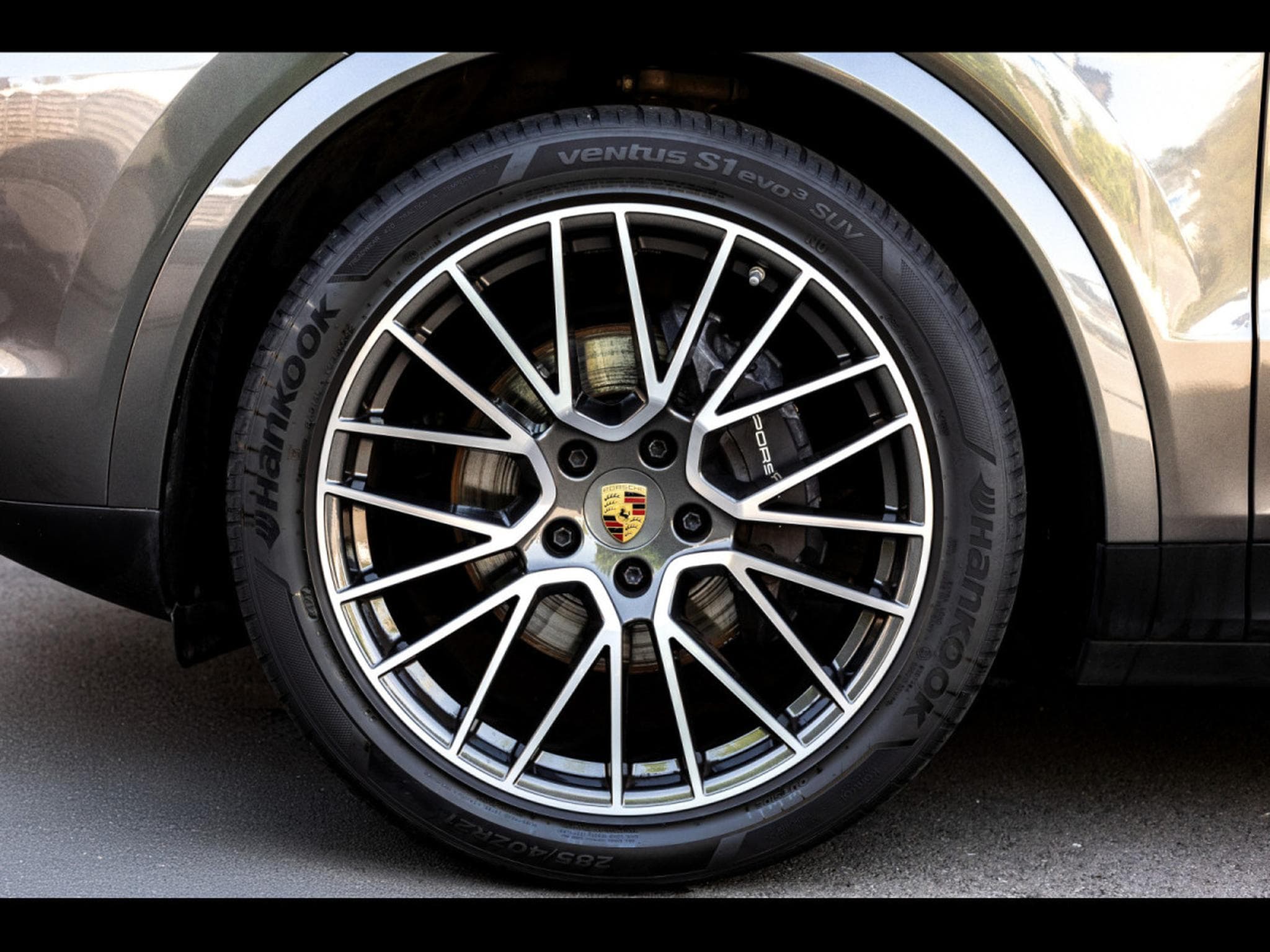 Porsche Cayenne COUPE 3.0 TIPTRONIC - QUARZITGRAU METALLIC (2022) - Photo 8