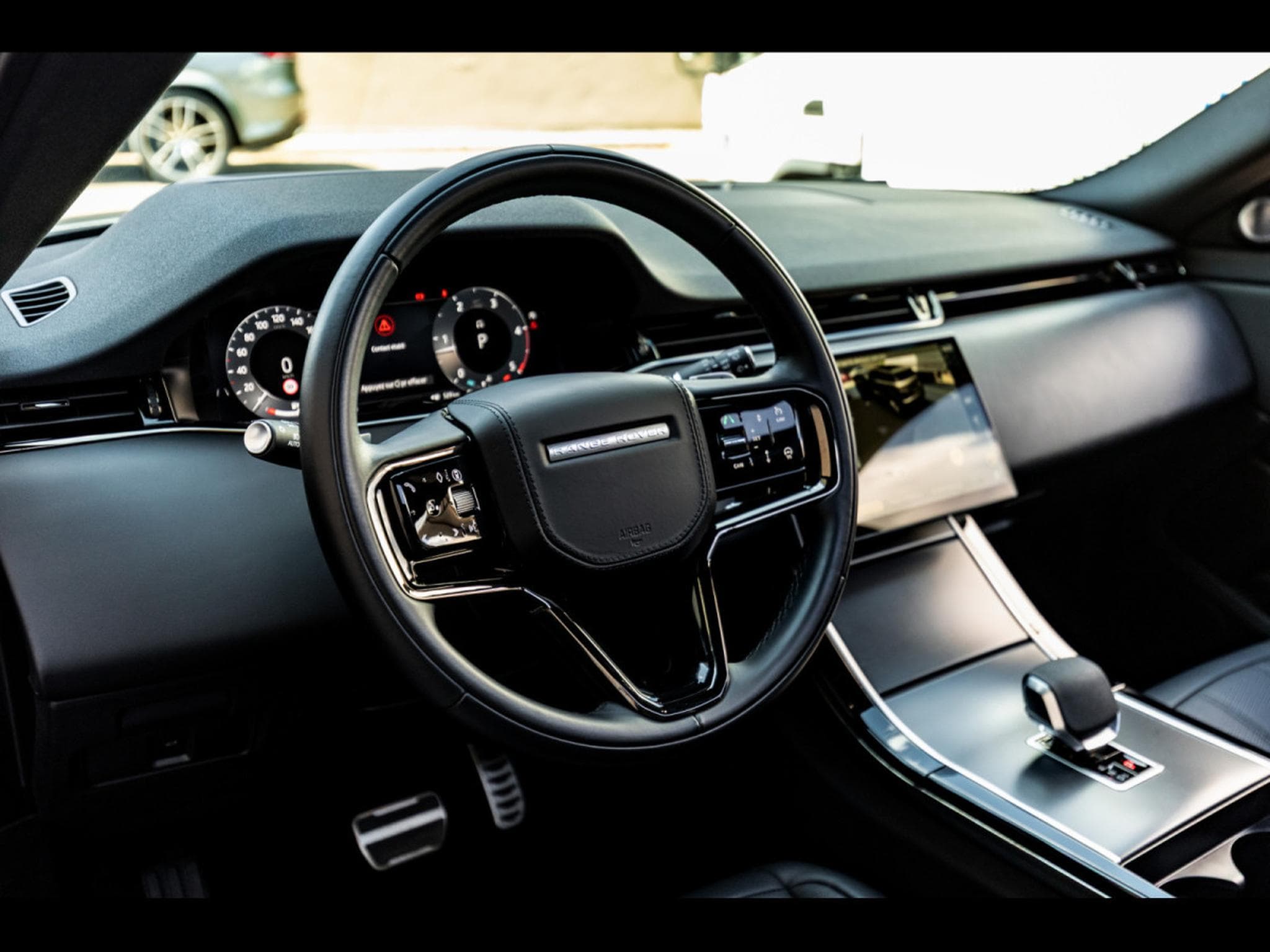 Land-Rover Range Rover Evoque D200 MHEV HSE AWD - PACK BLACK (2024) - Foto 10
