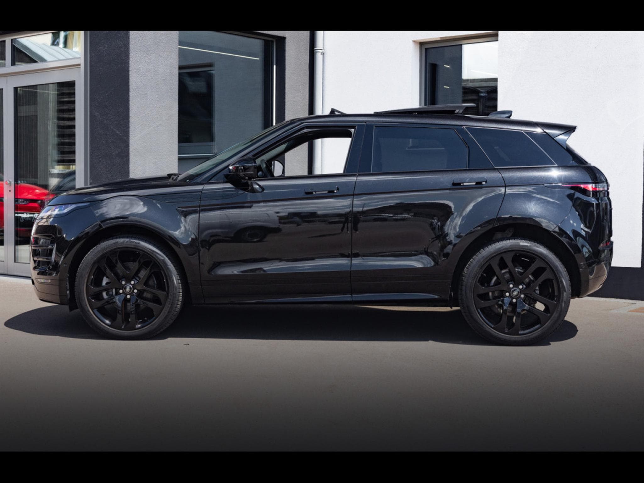Land-Rover Range Rover Evoque D200 MHEV HSE AWD - PACK BLACK (2024) - Foto 2
