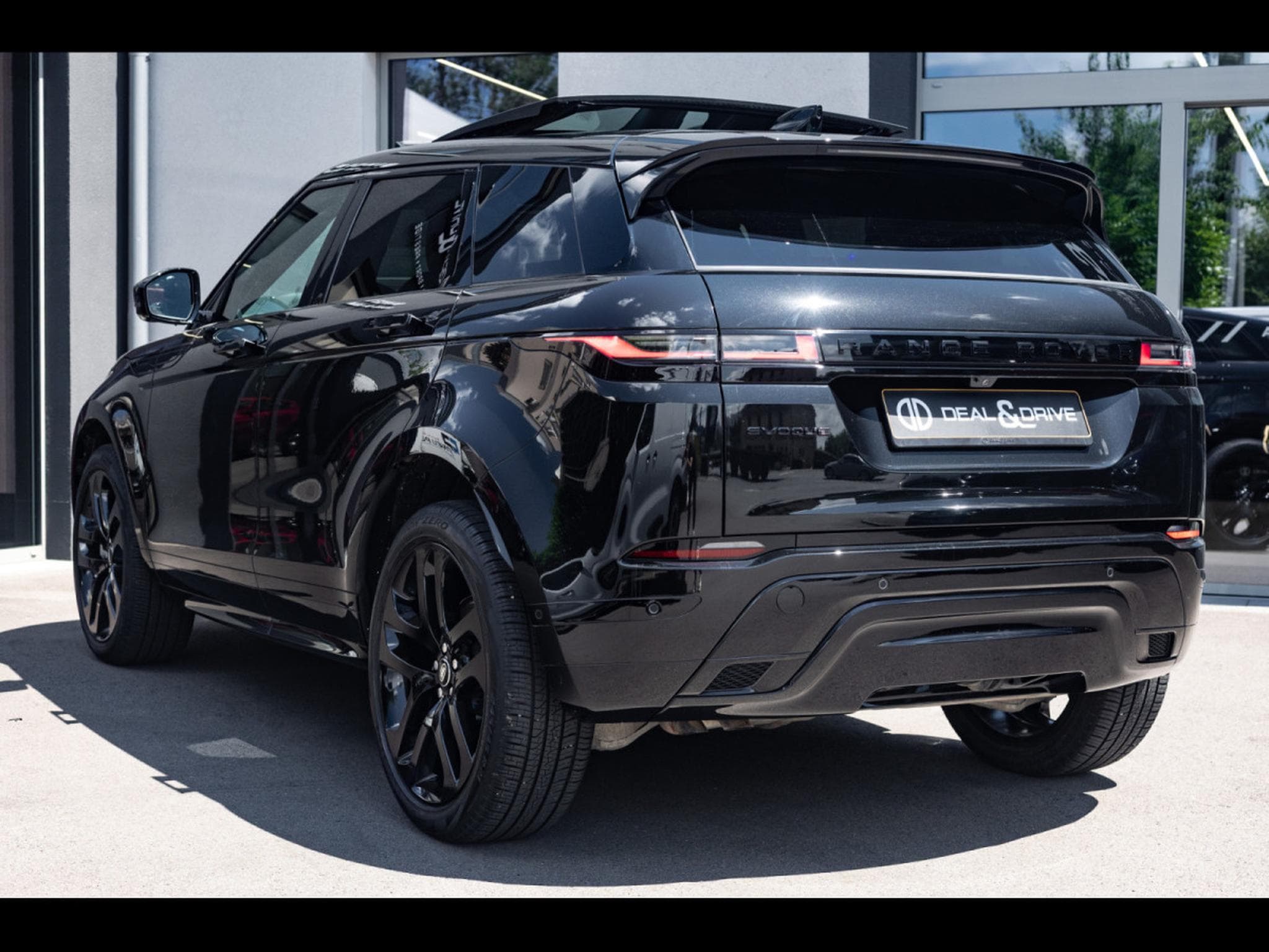 Land-Rover Range Rover Evoque D200 MHEV HSE AWD - PACK BLACK (2024) - Foto 3