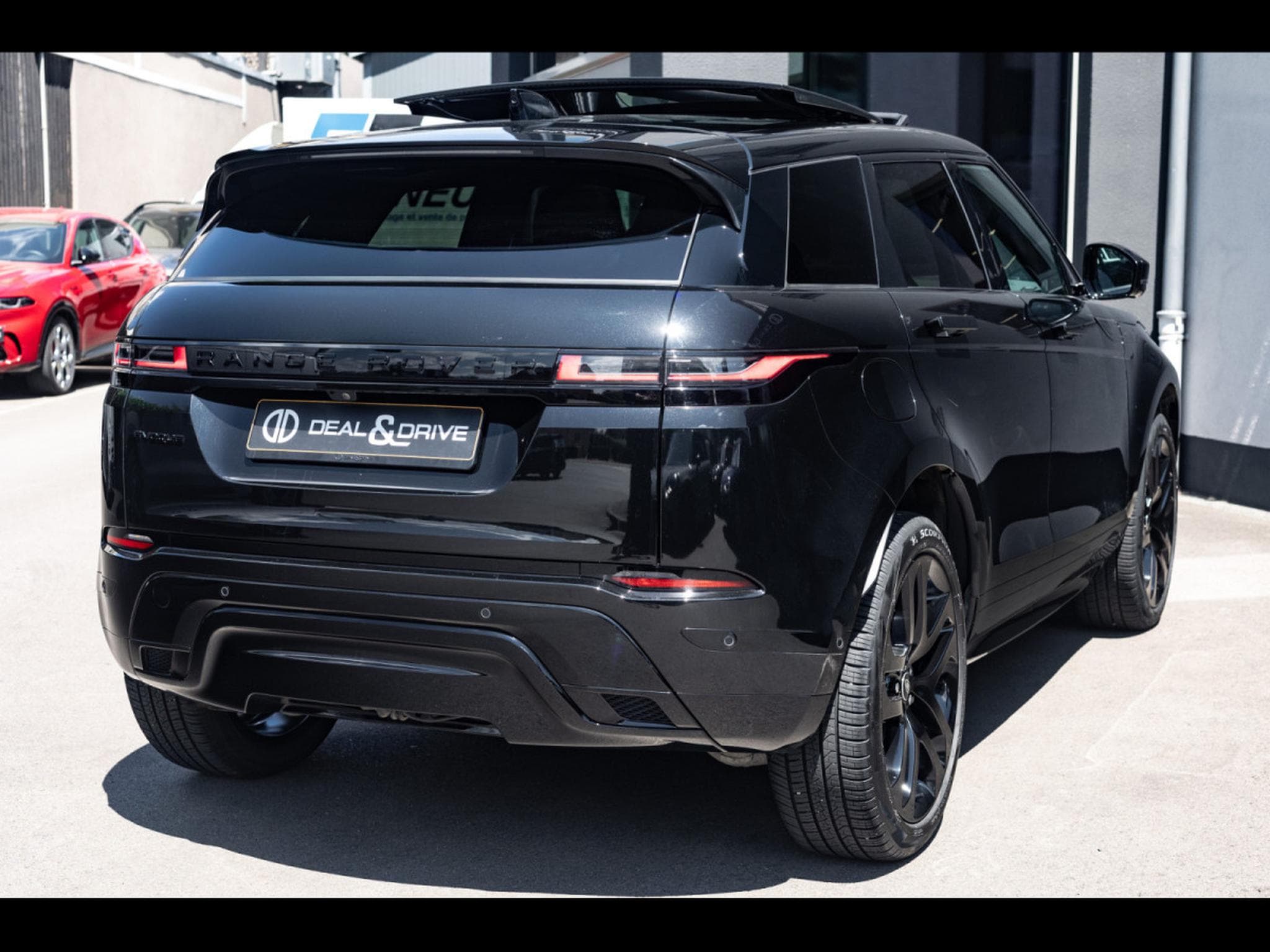 Land-Rover Range Rover Evoque D200 MHEV HSE AWD - PACK BLACK (2024) - Foto 5