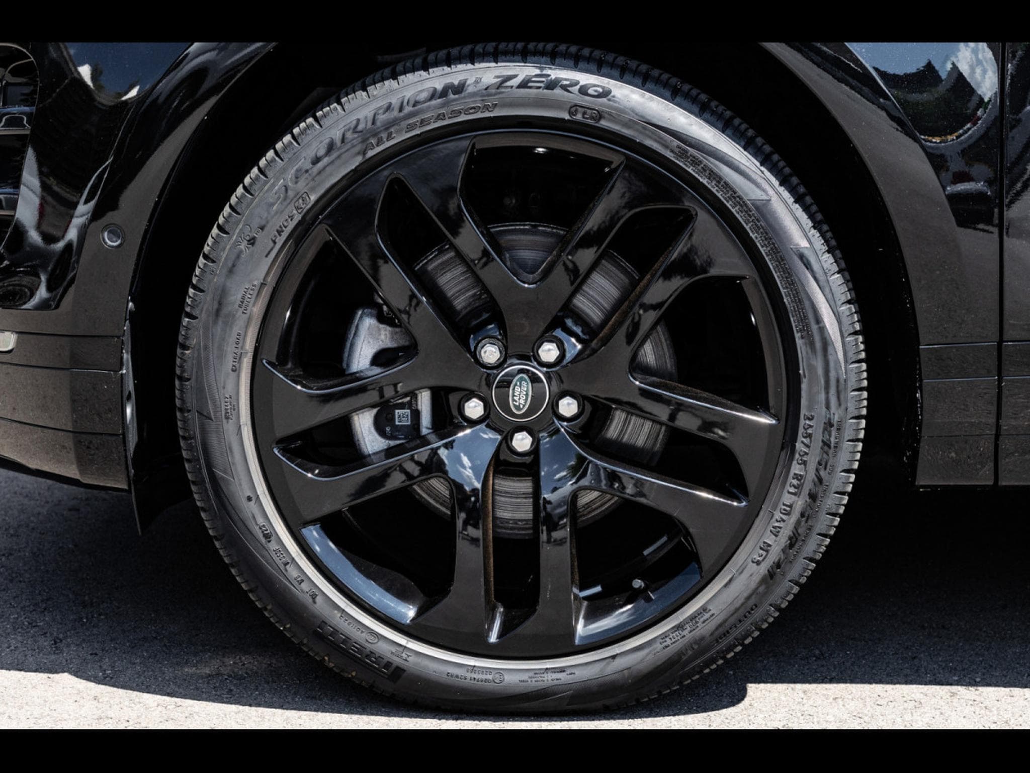 Land-Rover Range Rover Evoque D200 MHEV HSE AWD - PACK BLACK (2024) - Foto 9