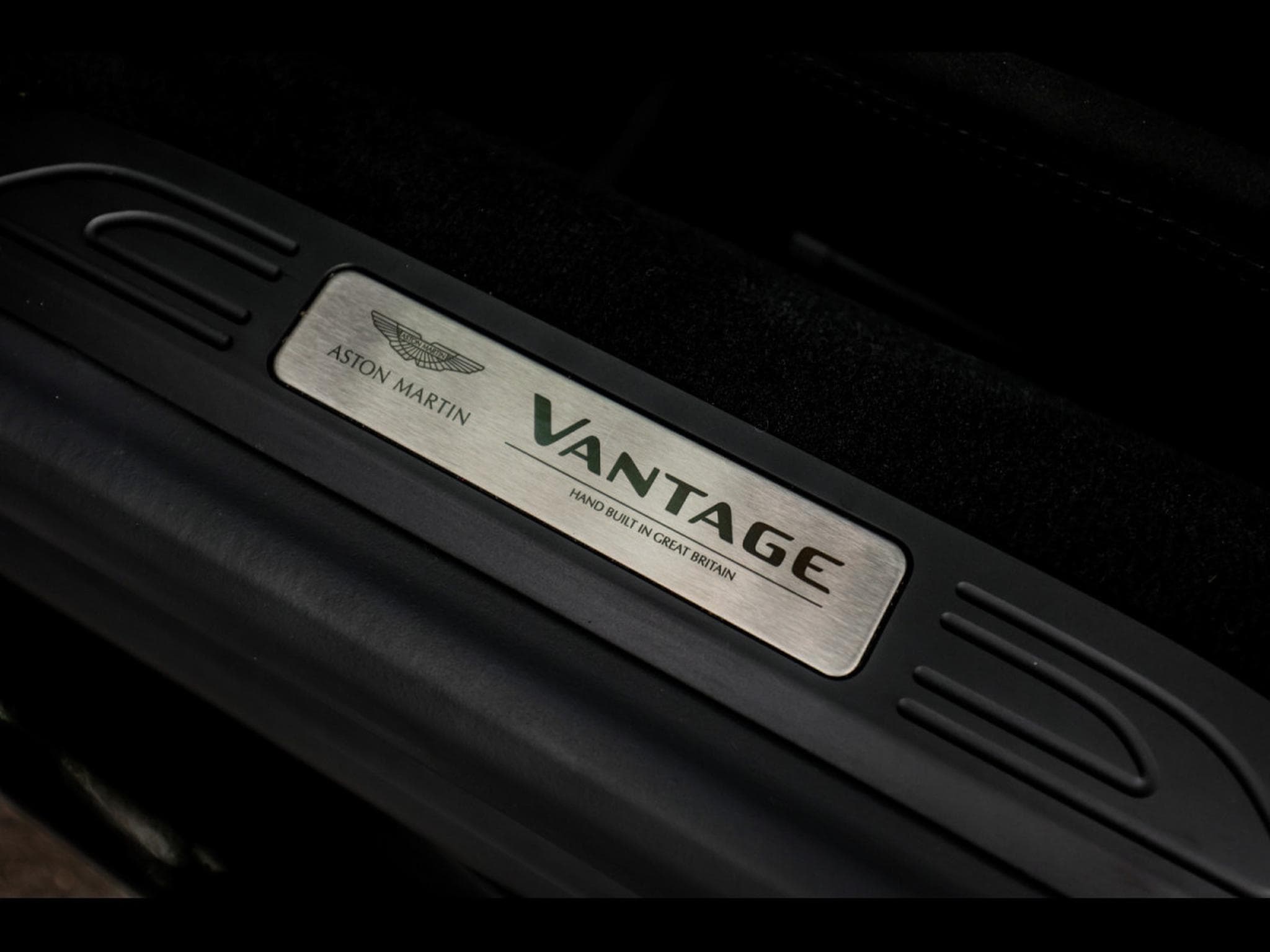 Aston-Martin V8 Vantage COUPE - FULL XPEL (2022) - Foto 15