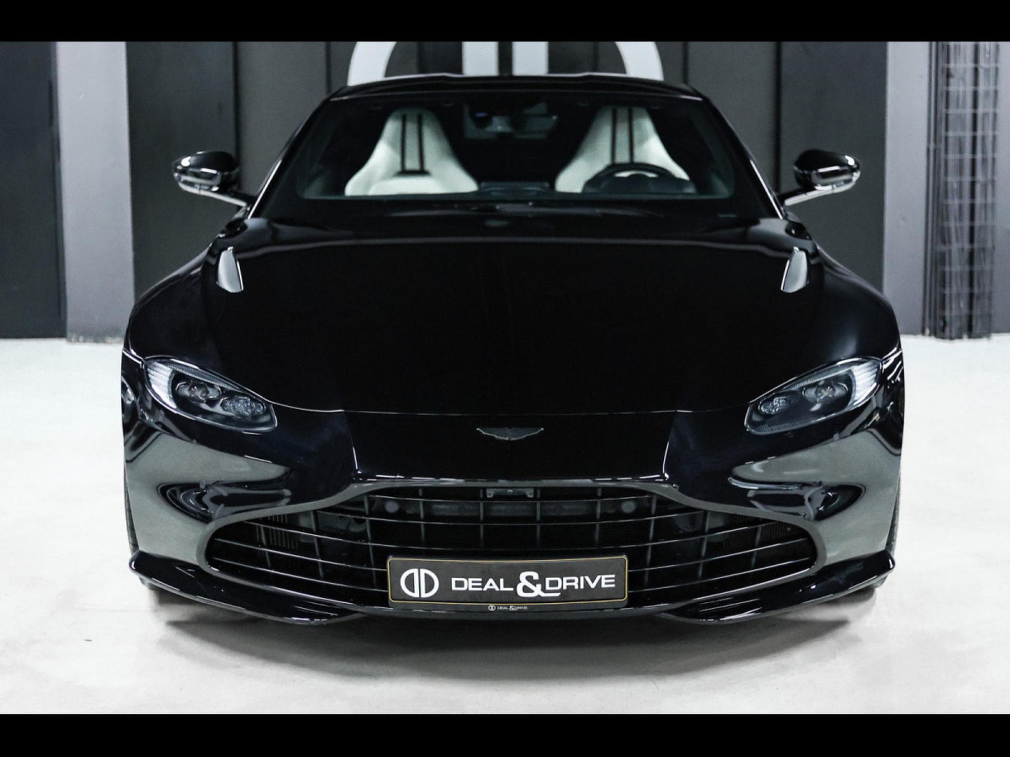 Aston-Martin V8 Vantage COUPE - FULL XPEL (2022) - Foto 5