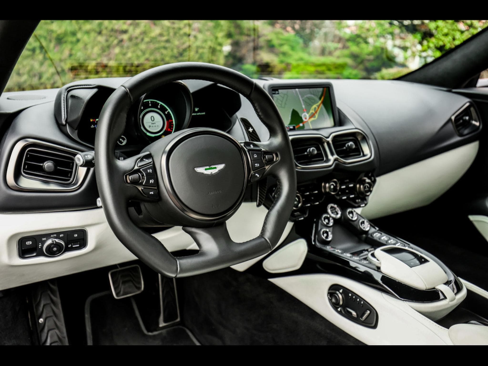 Aston-Martin V8 Vantage COUPE - FULL XPEL (2022) - Foto 9