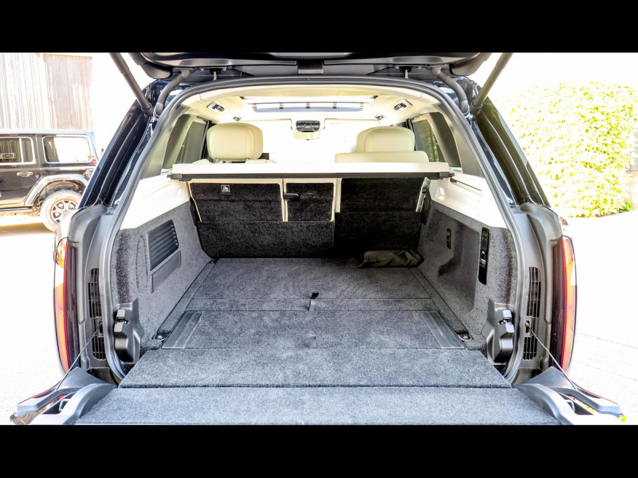 Land-Rover Range Rover 4.4 P530 FIRST EDITION SWB AWD (2022) - Foto 15