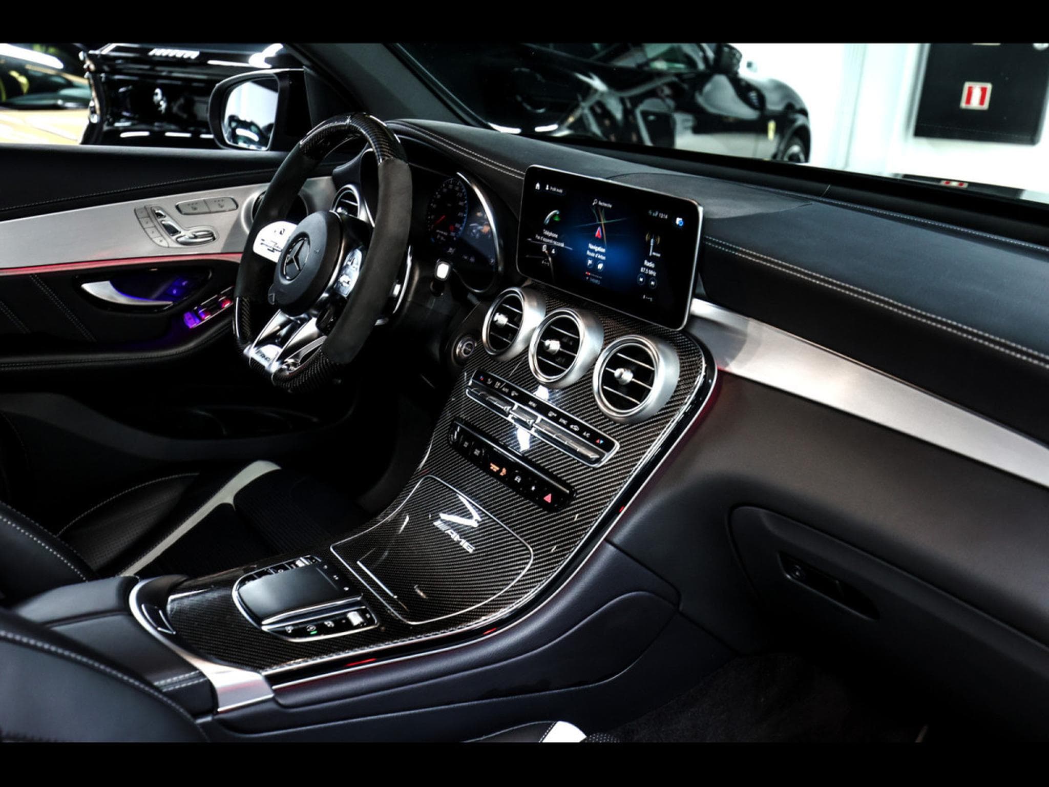 Mercedes GLC 63 AMG S AMG COUPE 4MATIC+ - NIGHT PACK (2022) - Foto 22