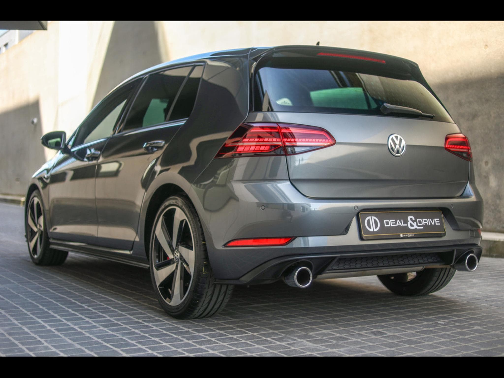 VW Golf 2.0 TSI GTI PERFORMANCE DSG7 - PACK BUSINESS PREMIUM - INDIU (2020) - Foto 3