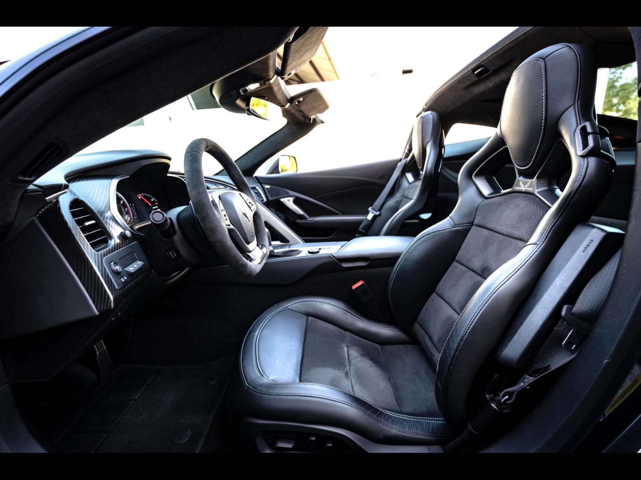 Chevrolet Corvette Z06 3LZ 6.2L V8 SUPERCHARGED TARGA RWD (659 CH) (2019) - Foto 10