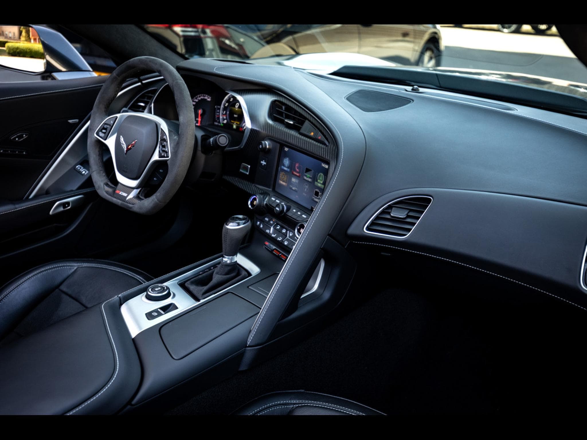 Chevrolet Corvette Z06 3LZ 6.2L V8 SUPERCHARGED TARGA RWD (659 CH) (2019) - Foto 11
