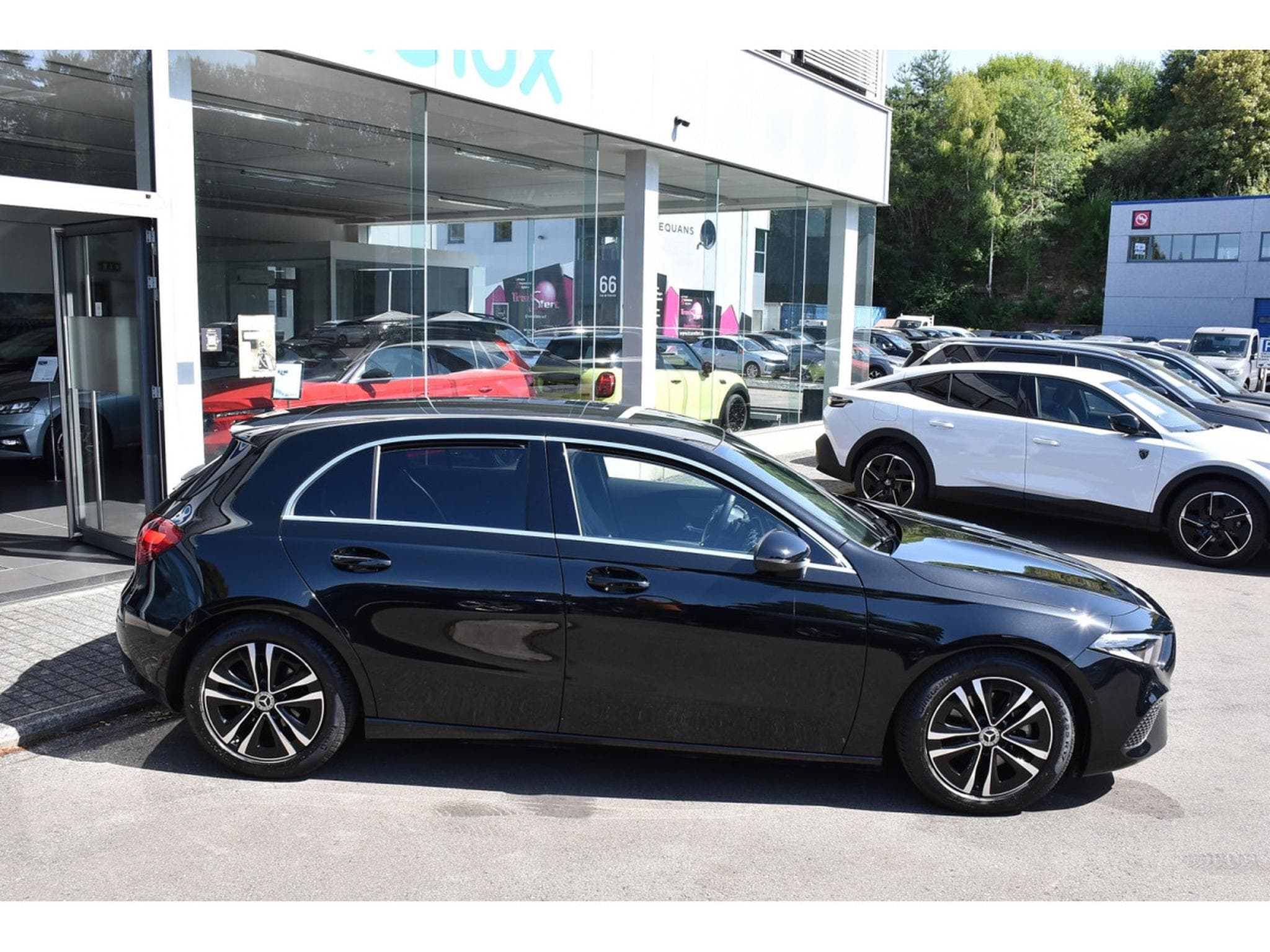 Mercedes A 180 CDI Progressive 8G-DCT CUIR GPS LANE CAM 1° MAIN (2025) - Foto 3