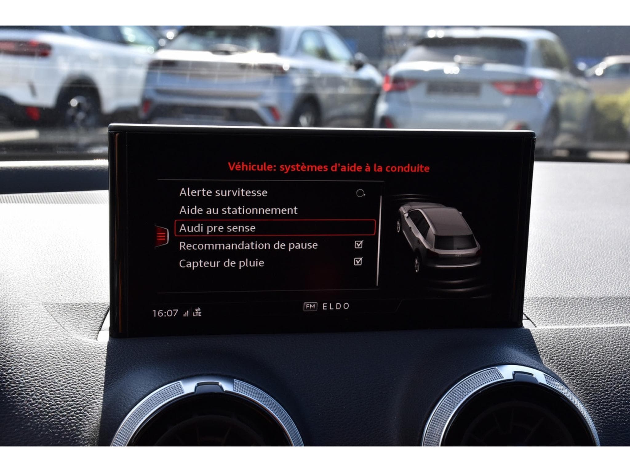 Audi Q2 35 TFSI S-Line S-Tronic TO GPS CAM KEYLESS LED 1° MAIN (2022) - Foto 12