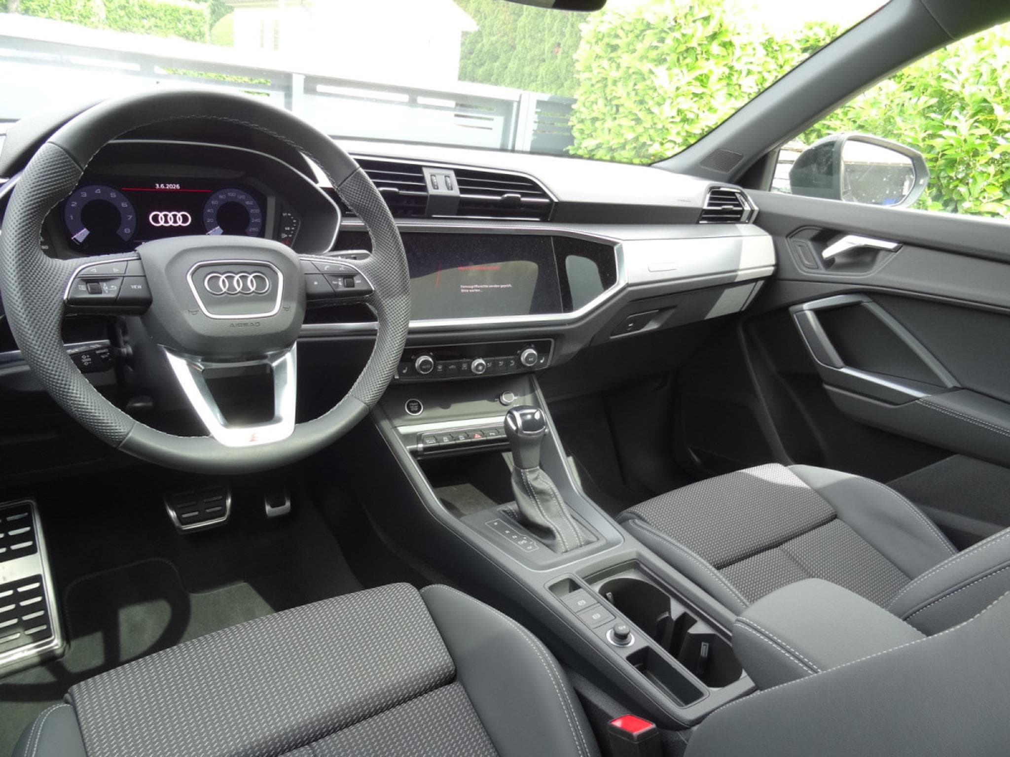 Audi Q3 Sportback S-Line 45 TFSI 245CV quattro S (2025) - Photo 10