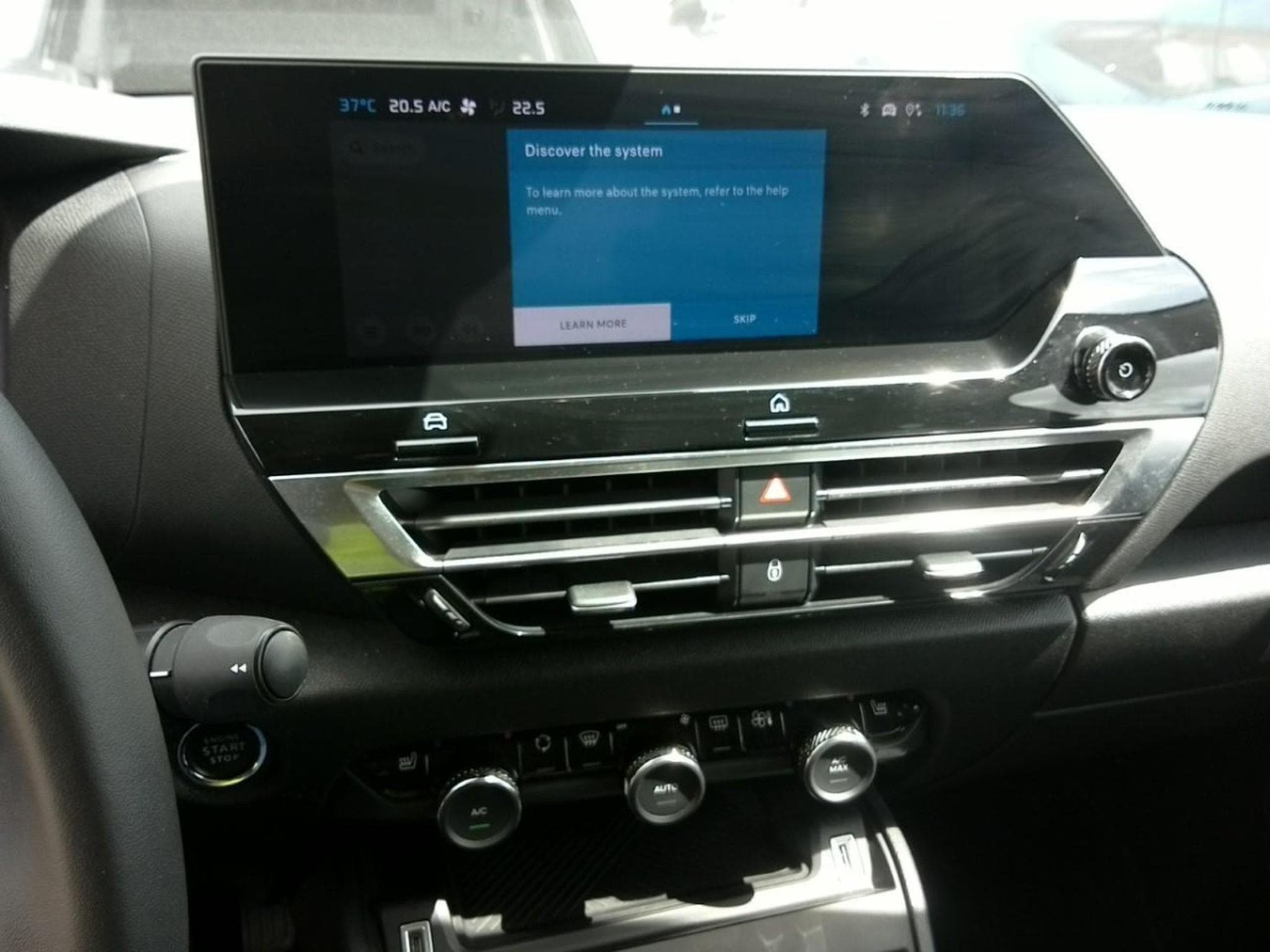 Citroen C4 X e-series (2024) - Photo 6