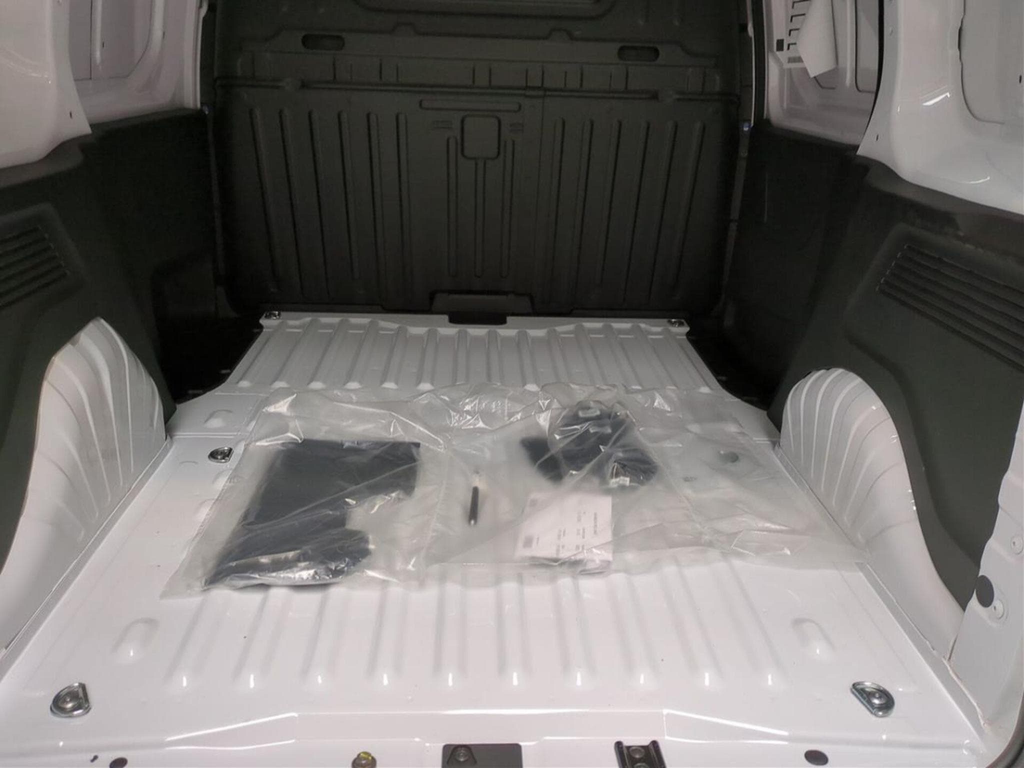 Opel Combo-e Van (2024) - Photo 6