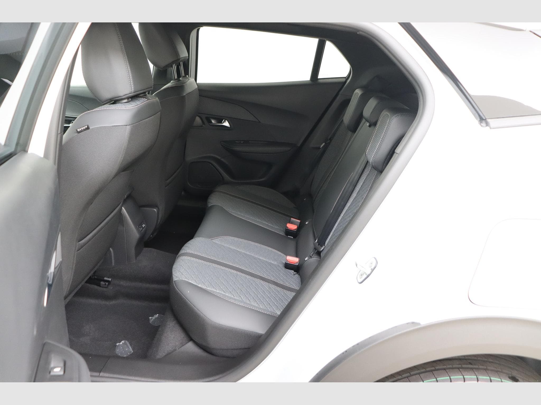 Peugeot 2008 Allure (2026) - Photo 13