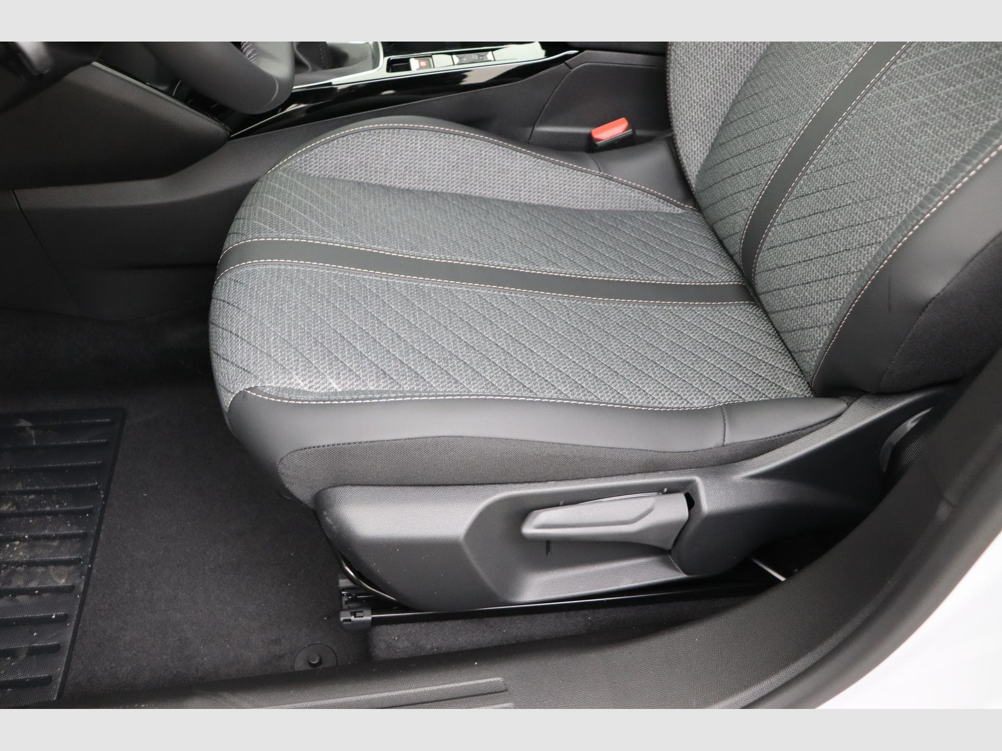 Peugeot 2008 Allure (2026) - Photo 15
