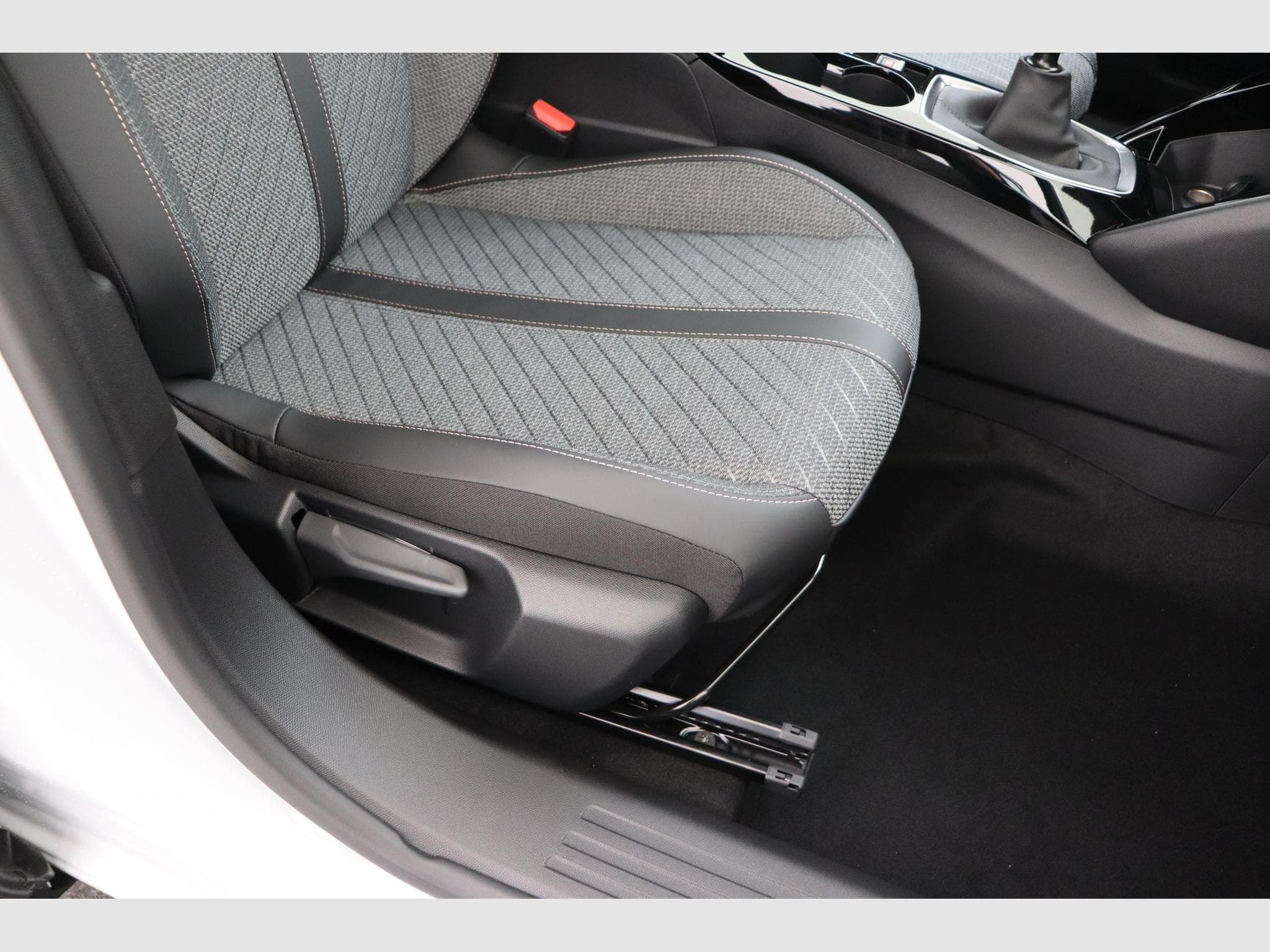 Peugeot 2008 Allure (2026) - Photo 16