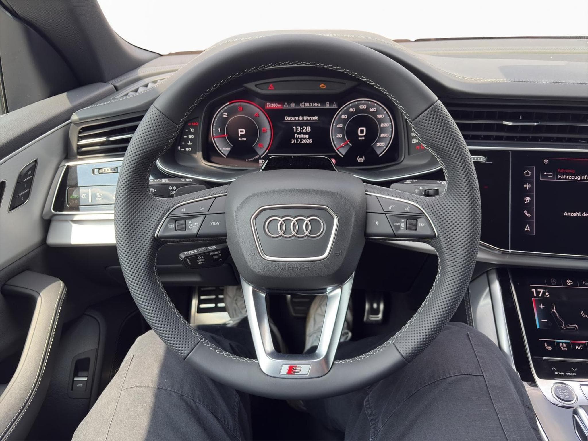 Audi Q8 SUV TDI quattro 210 kW tiptronic (2026) - Photo 6