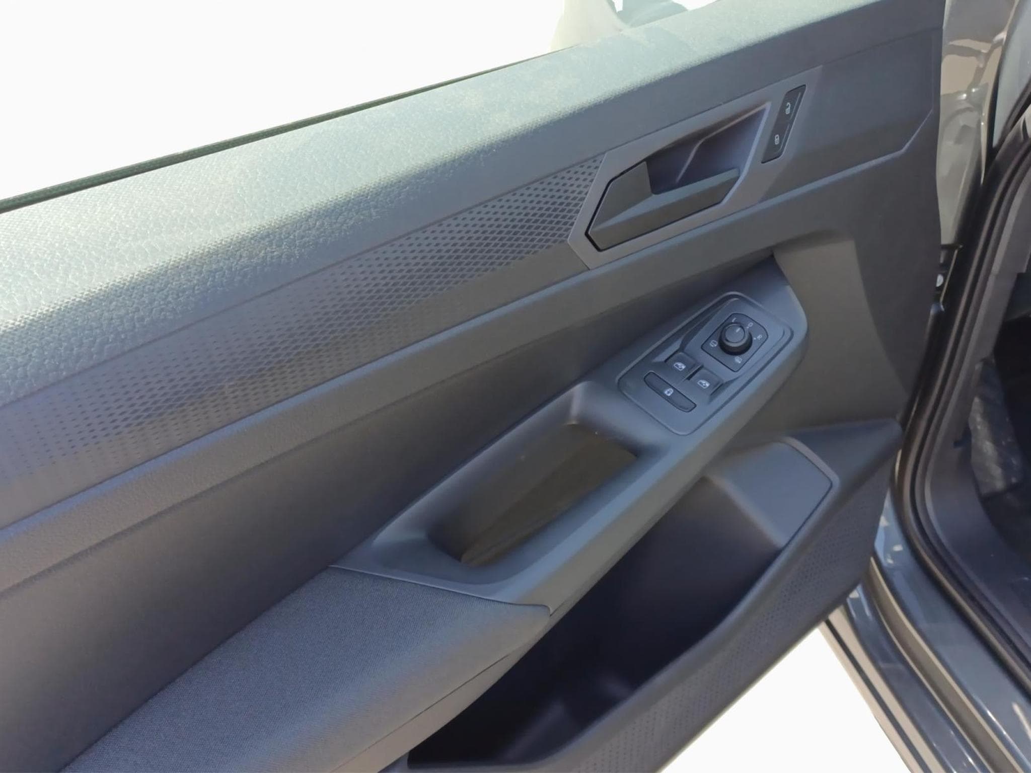 VW Caddy Basis (2026) - Photo 14