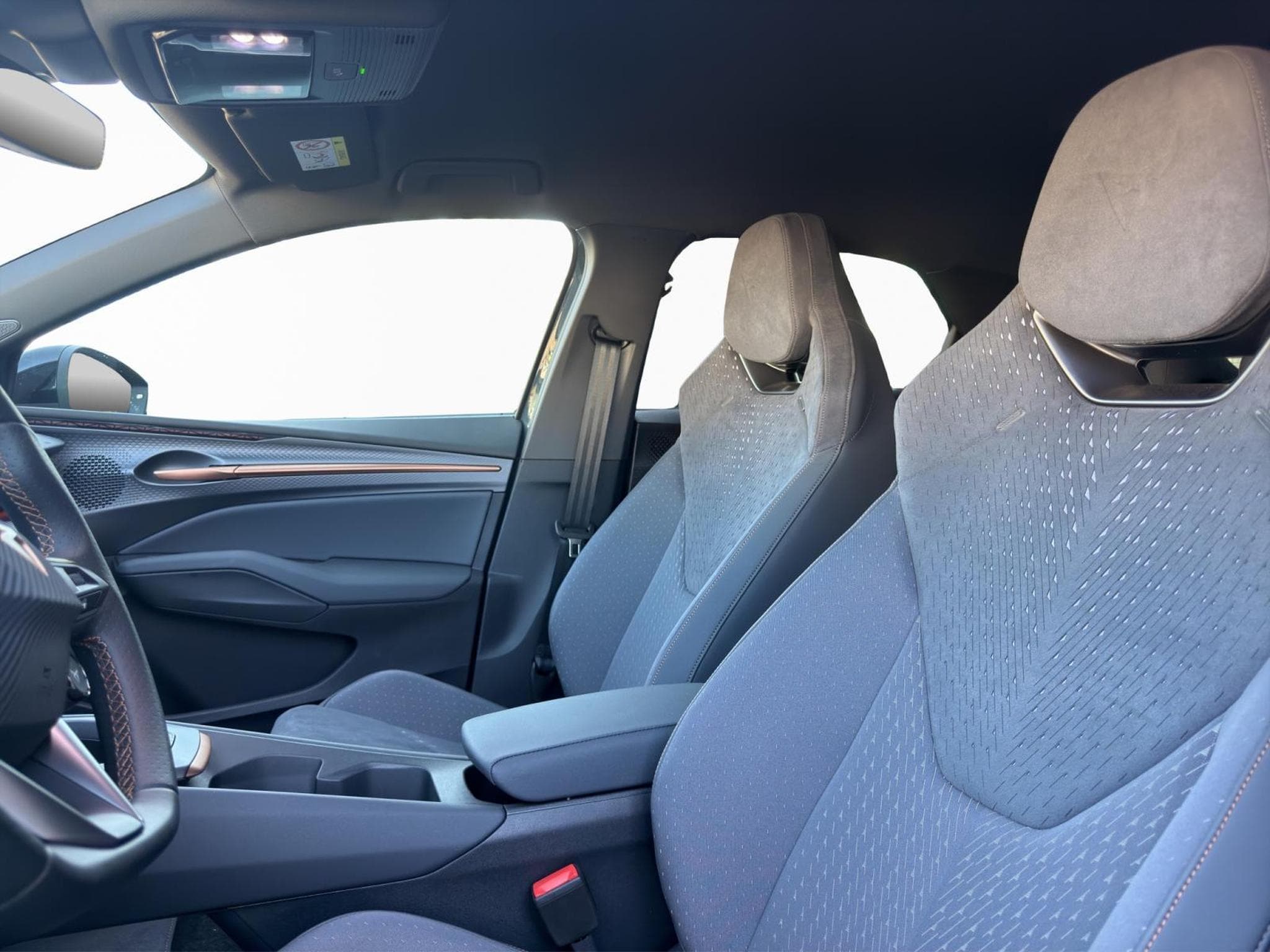Cupra Raval Dynamic Plus (2026) - Photo 9