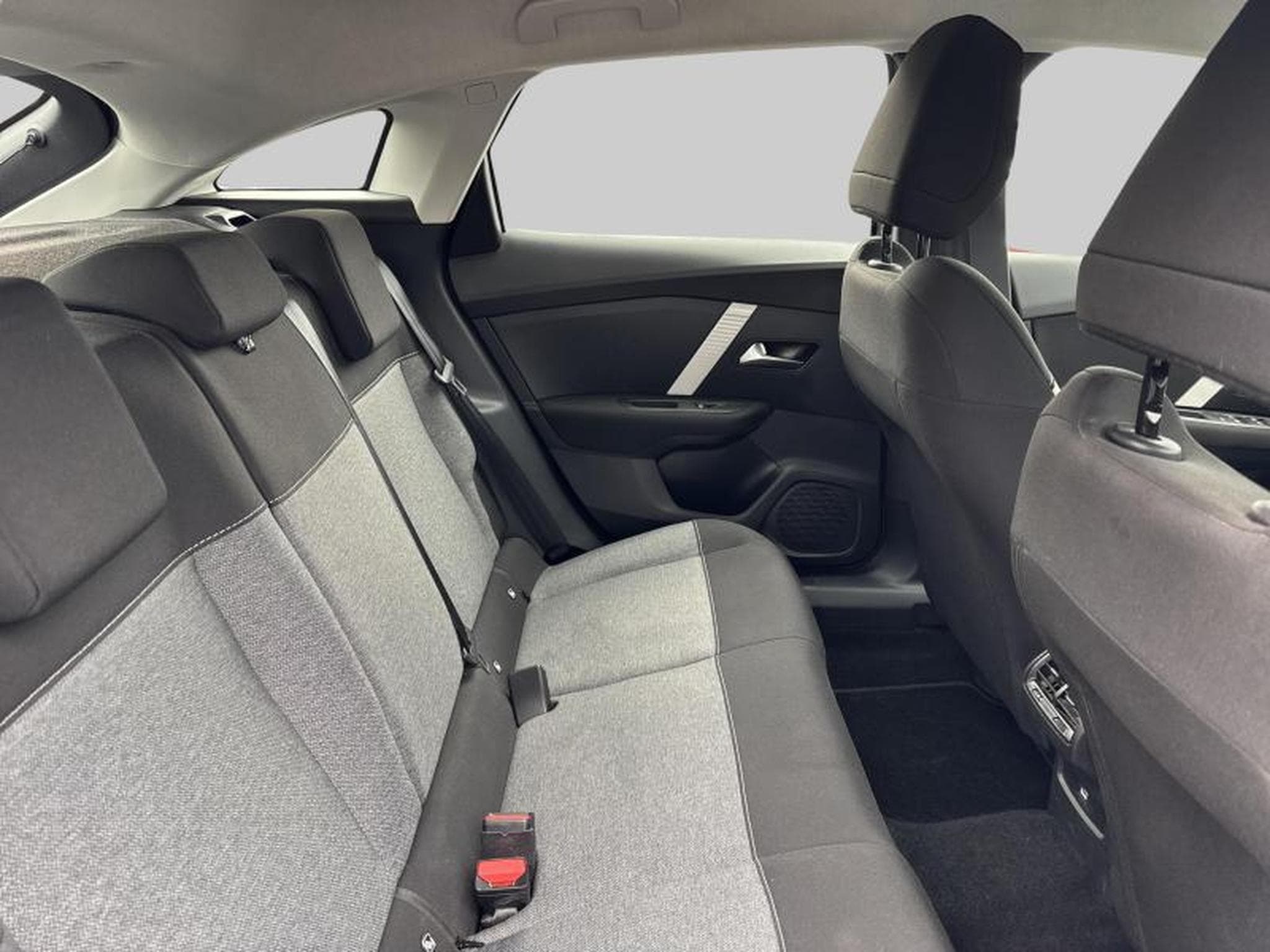 Citroen C4 FEEL (2023) - Foto 10