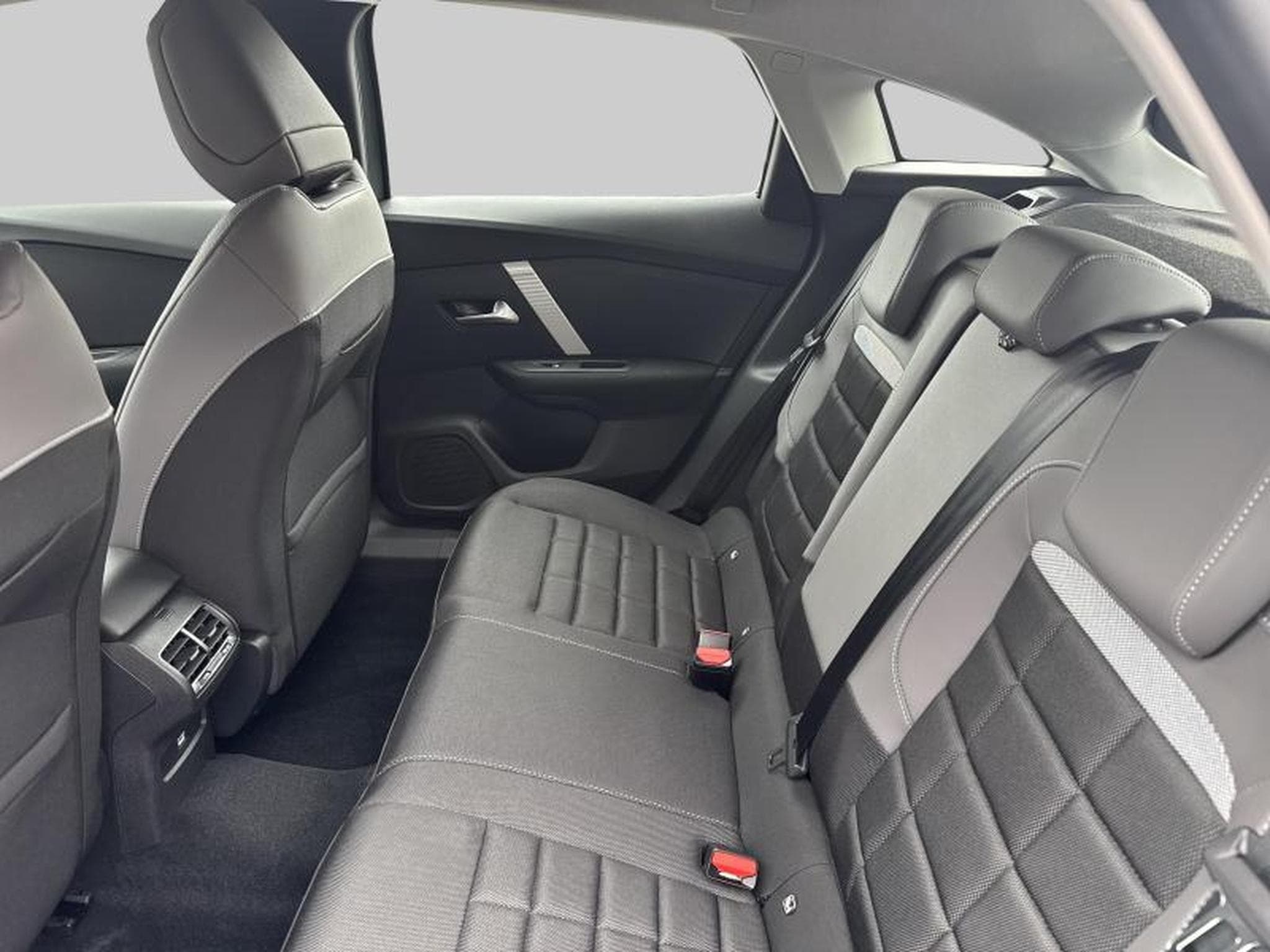 Citroen C4 & ë- Feel Pack (2025) - Foto 12