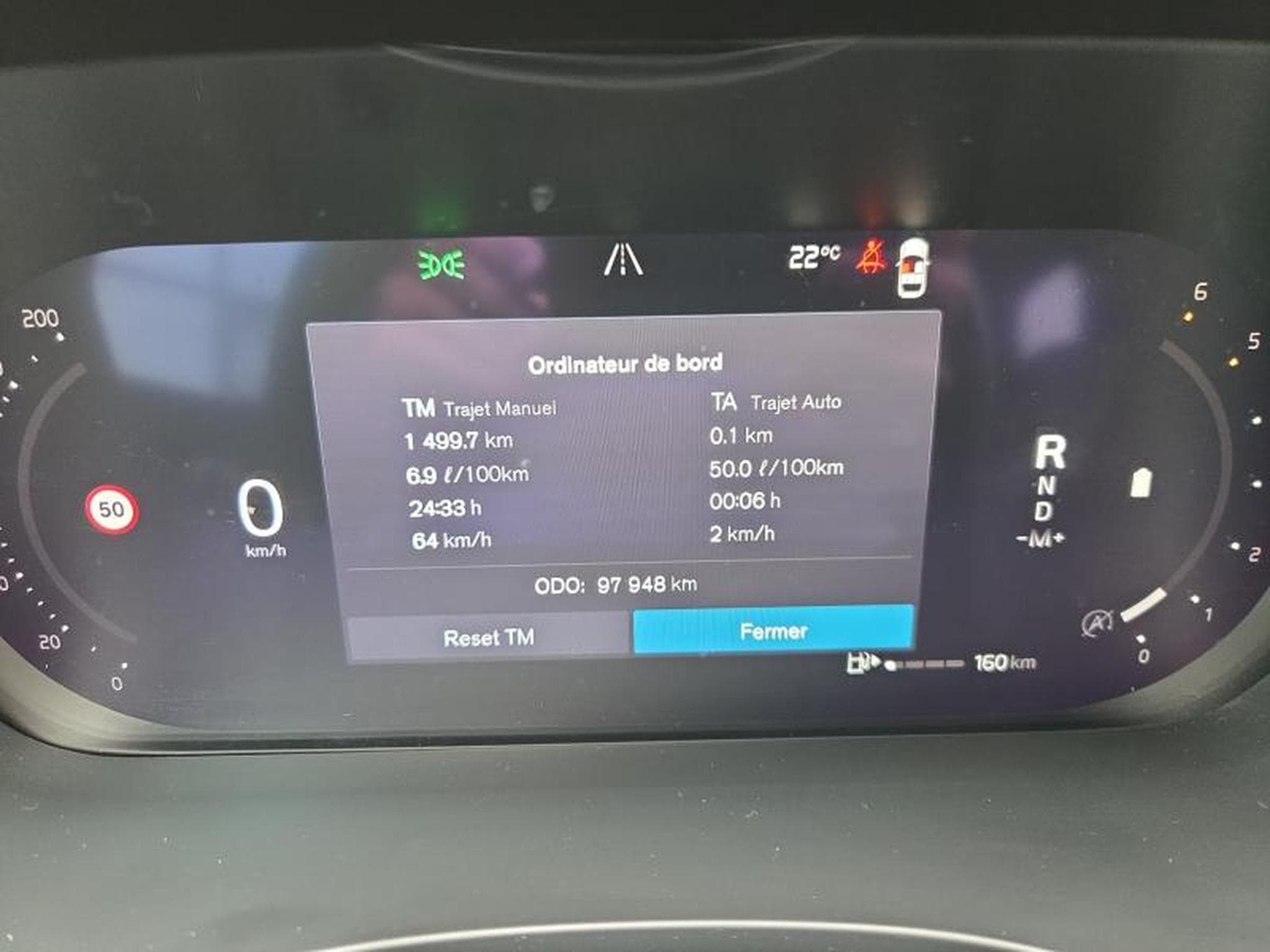 Volvo XC60 Ultimate Dark TOIT PANO (2023) - Photo 18