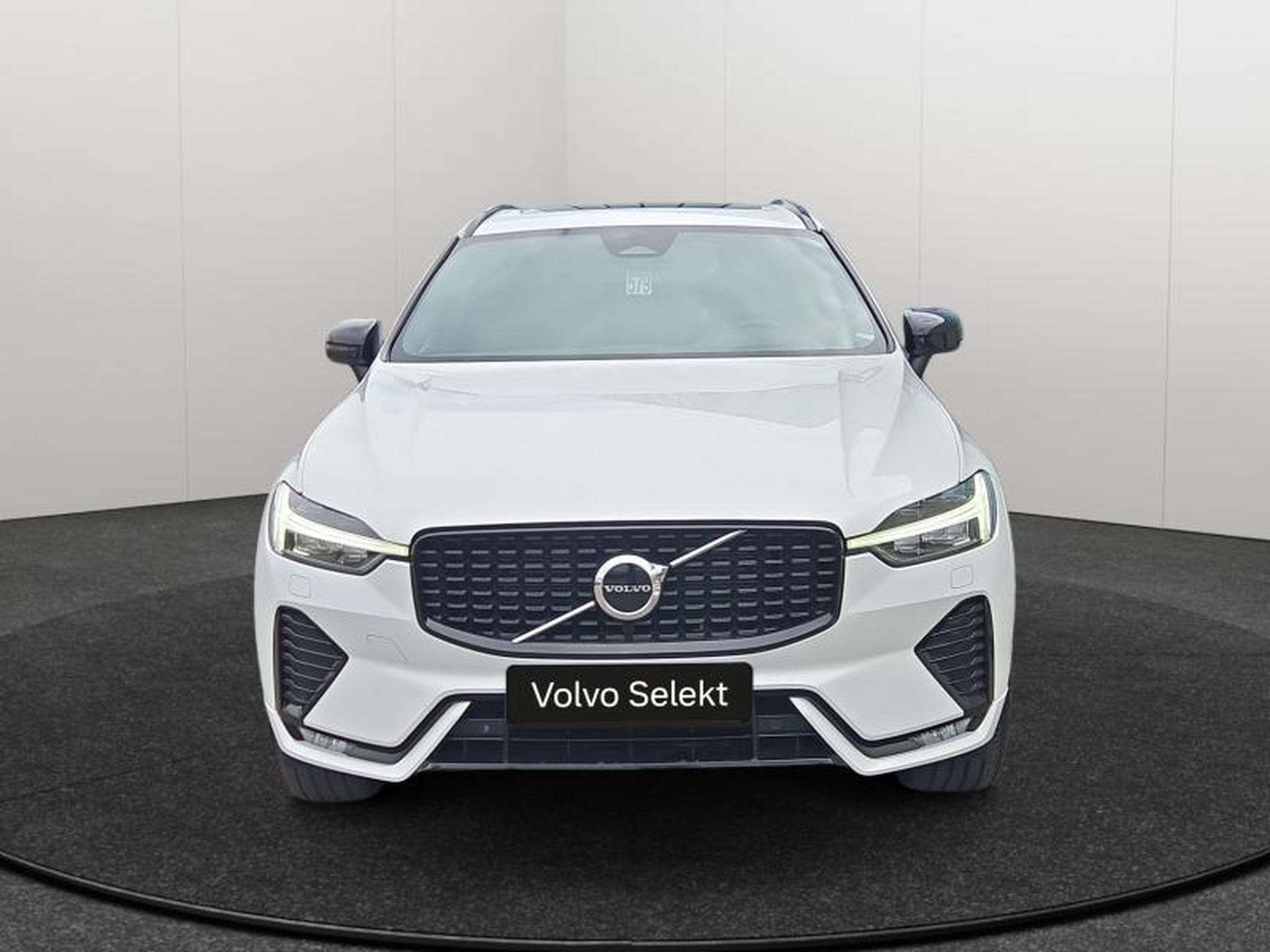 Volvo XC60 Ultimate Dark TOIT PANO (2023) - Photo 8