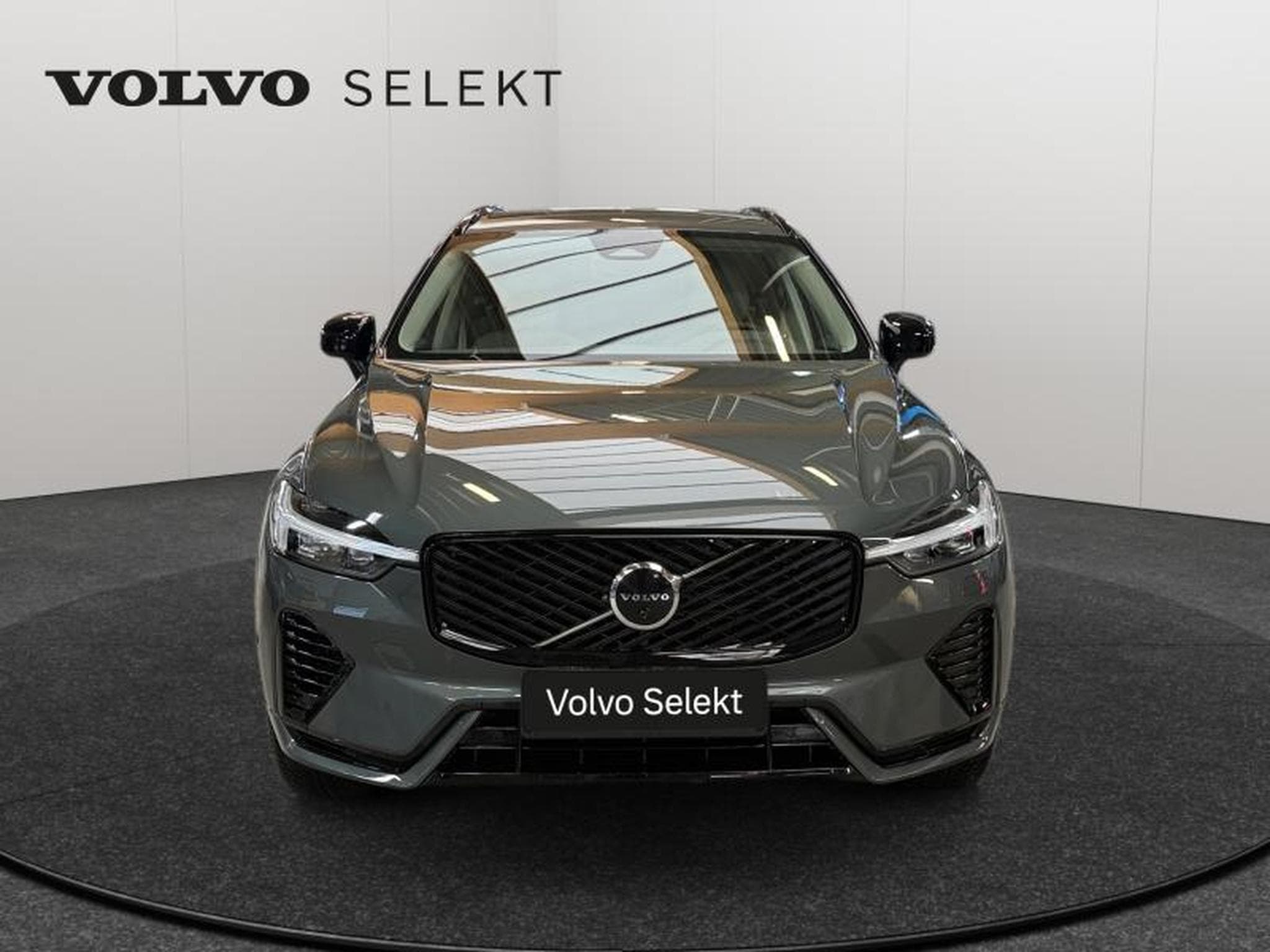 Volvo XC60 Facelift T6 Plus Dark / Hybride (2026) - Foto 9