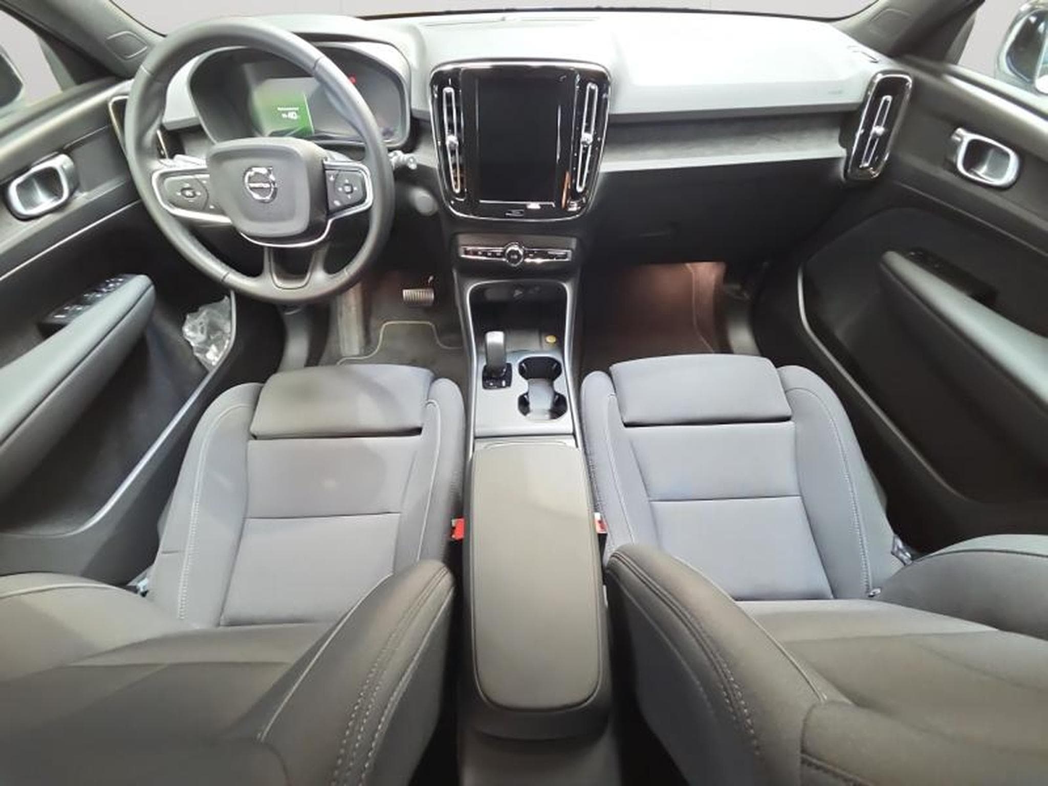 Volvo EX40 Plus Single Motor Extended Range / Electrique (2026) - Foto 34