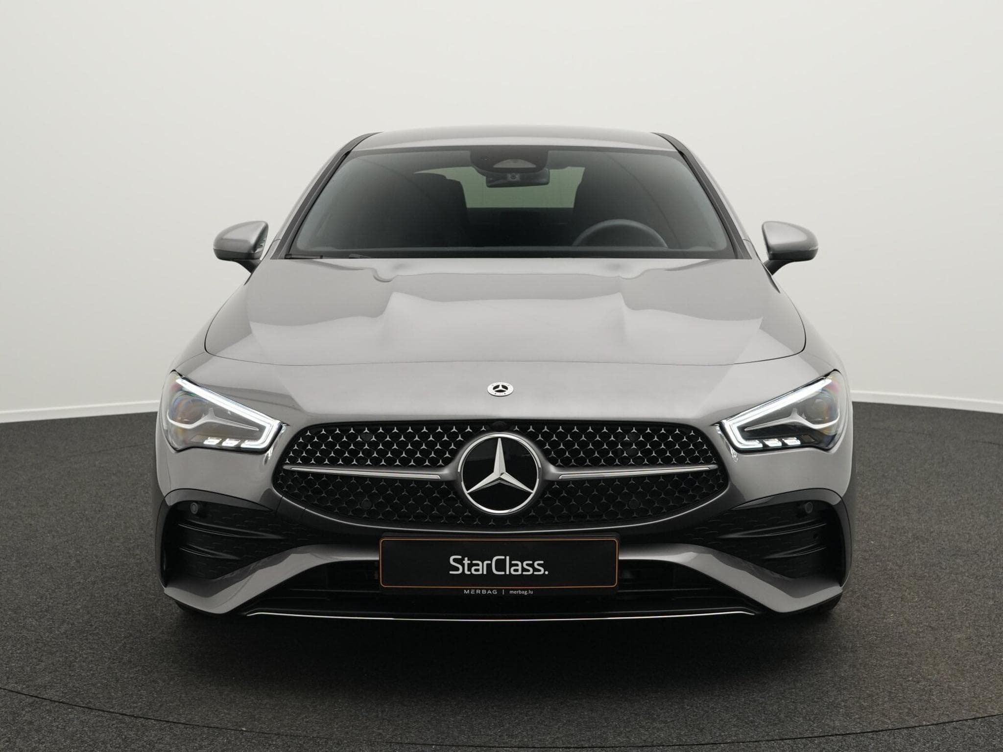 Mercedes CLA 200 Coupé AMG-Line LED+Kamera+Apple+MBUX (2025) - Foto 2