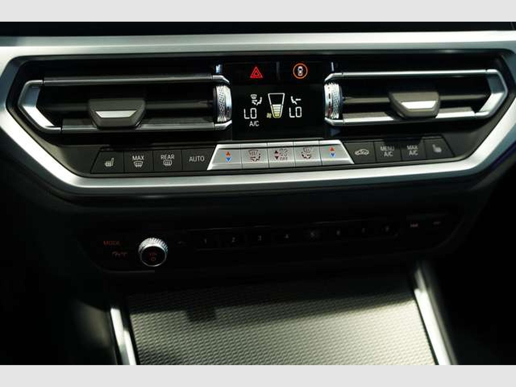 BMW M340 xD Touring 2.H *19 *H&K*Pano*Memory*360° (2022) - Photo 31