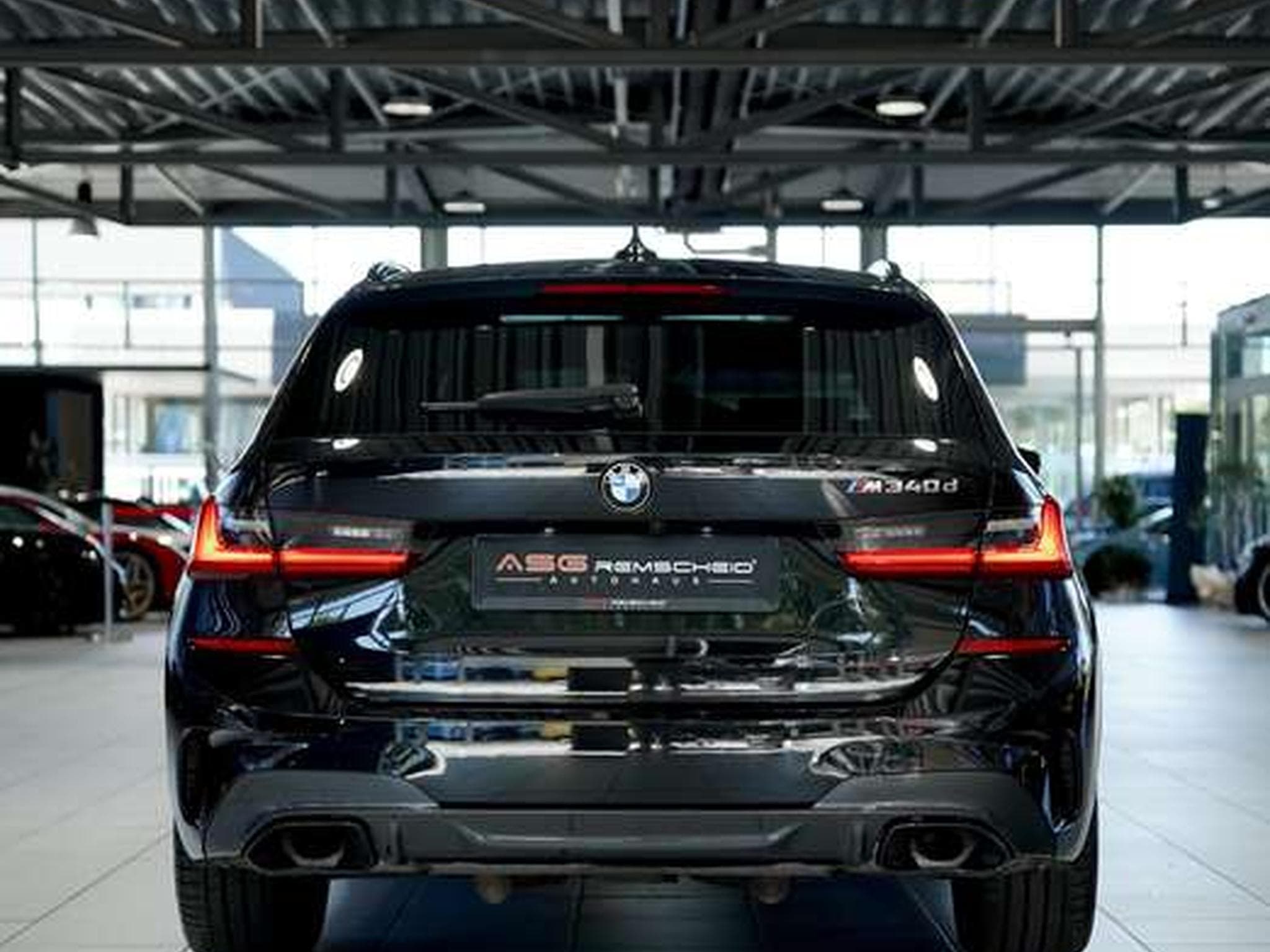BMW M340 xD Touring 2.H *19 *H&K*Pano*Memory*360° (2022) - Photo 9