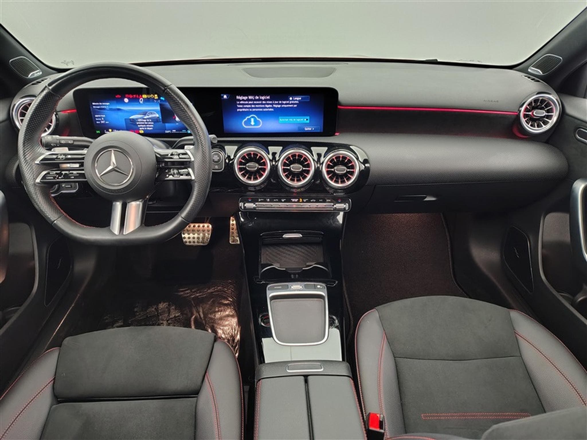 Mercedes 180 Pack AMG PANO/SG CHAUFFANTS/CAM (2023) - Foto 8