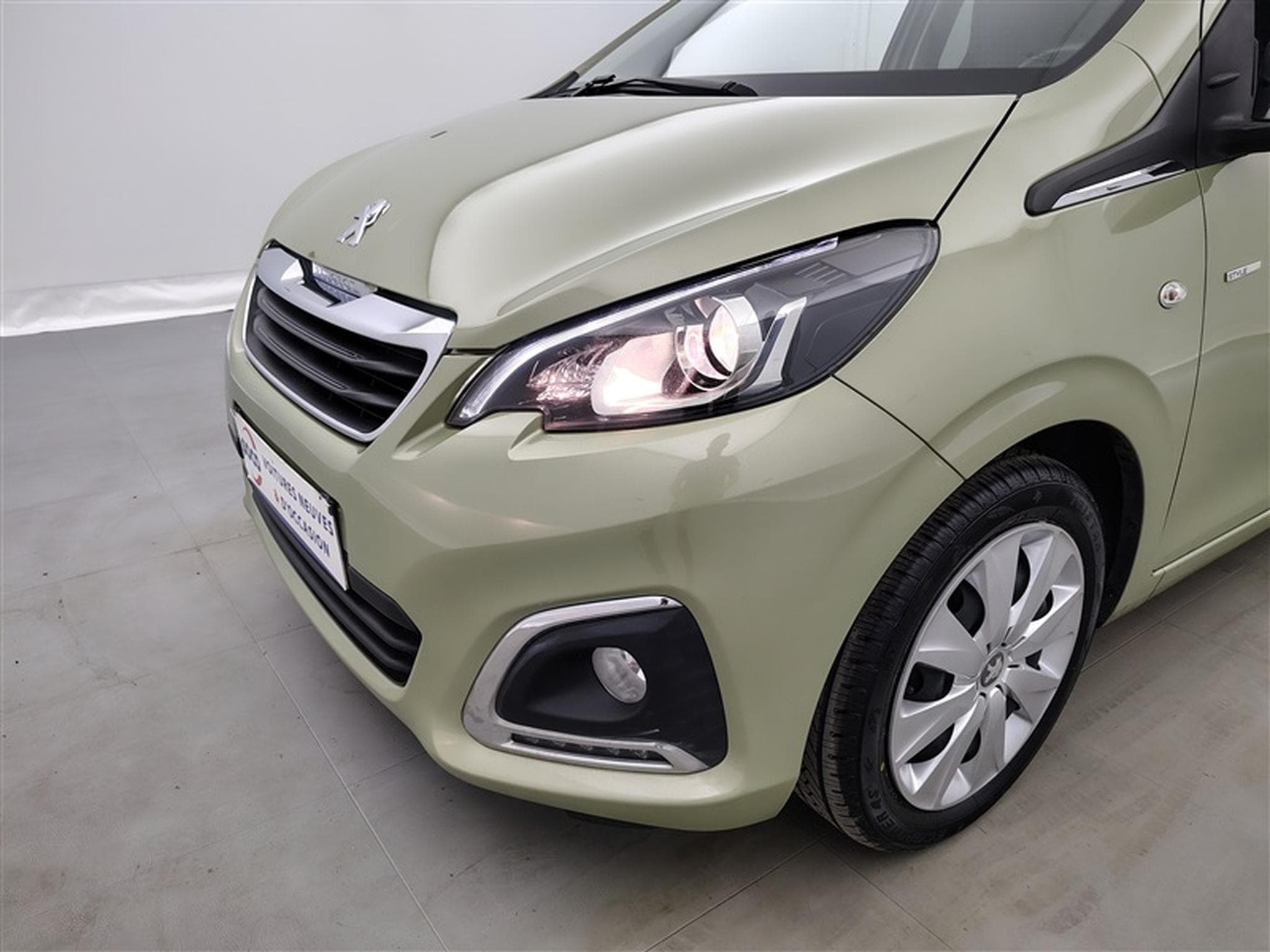Peugeot 108 1.0 VTi Active S&S (EU6.2) (2020) - Foto 15