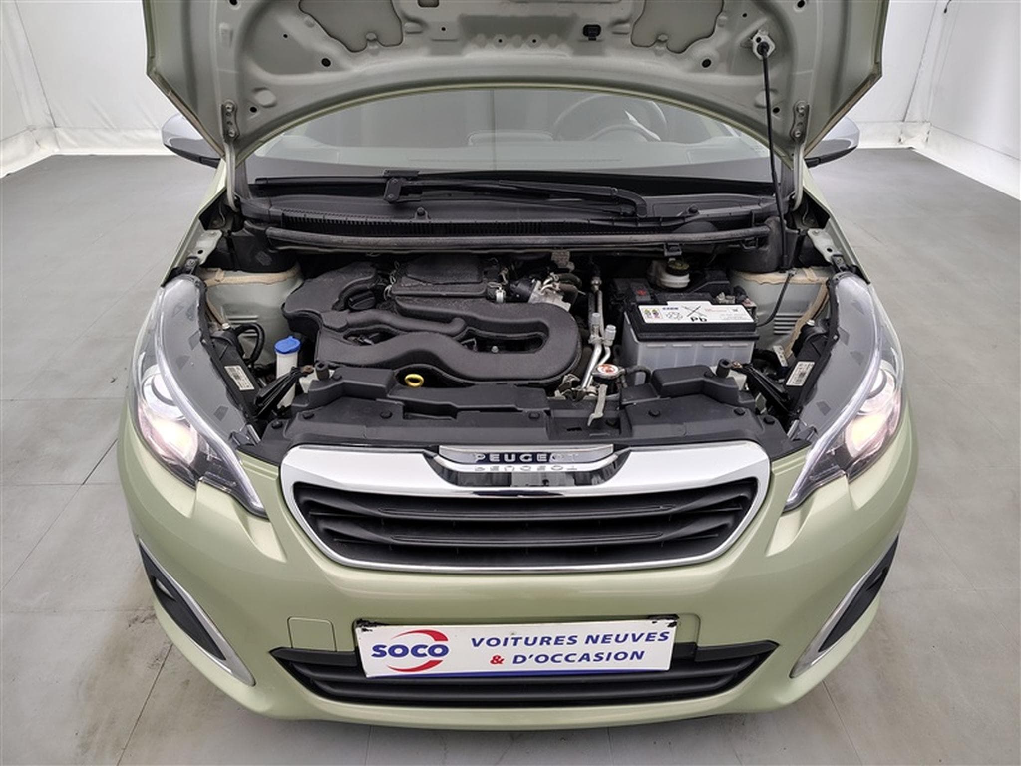 Peugeot 108 1.0 VTi Active S&S (EU6.2) (2020) - Foto 17